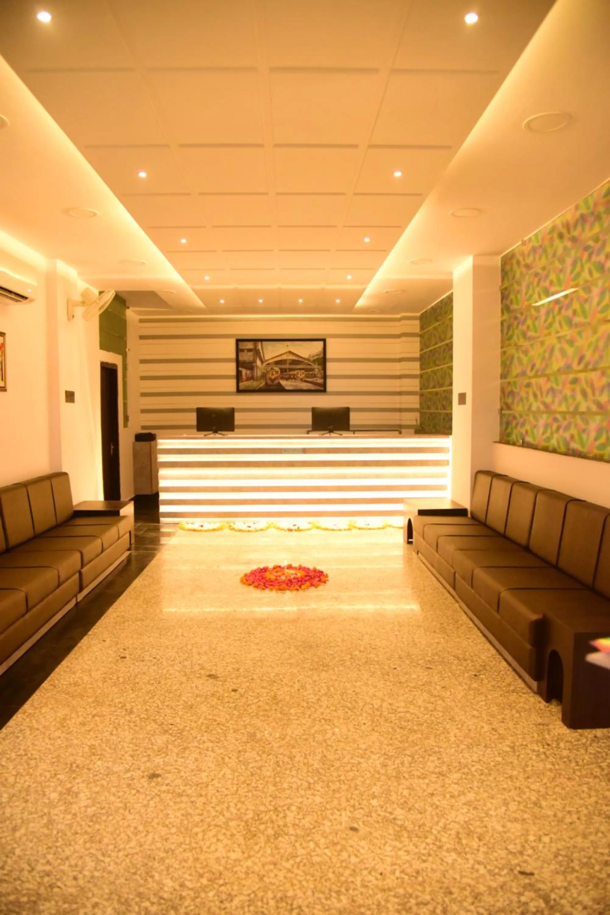 Lobby or reception in Hotel Suraj Palace