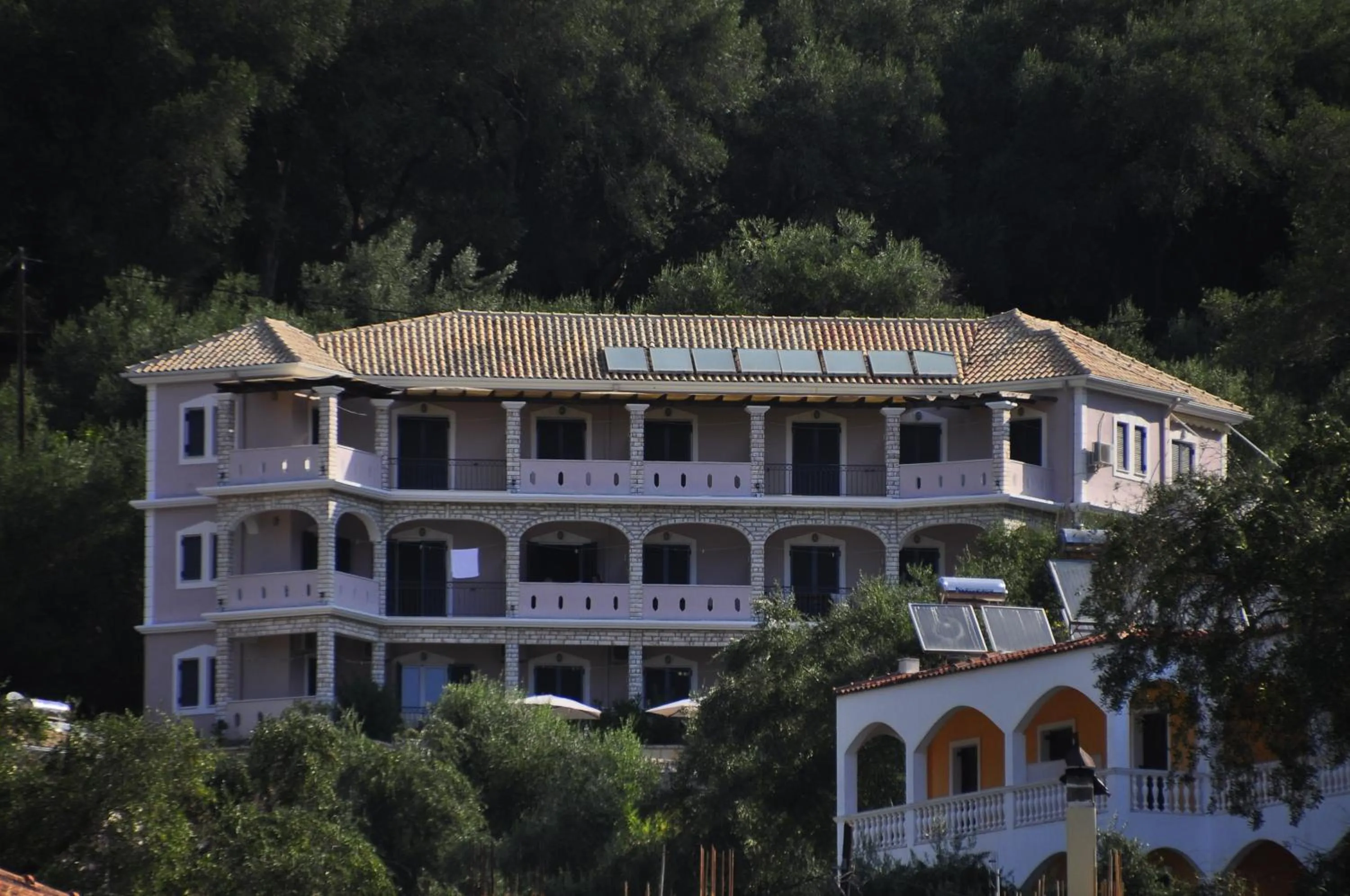 Facade/entrance in Residence La Scala