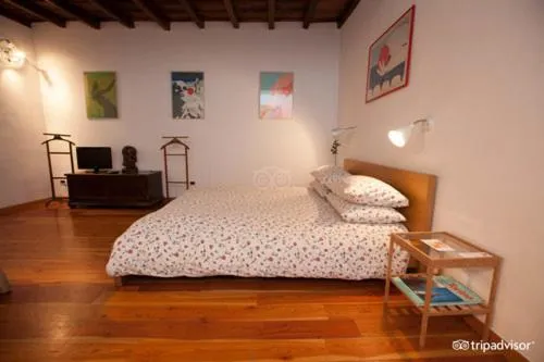 Bed in Aprile