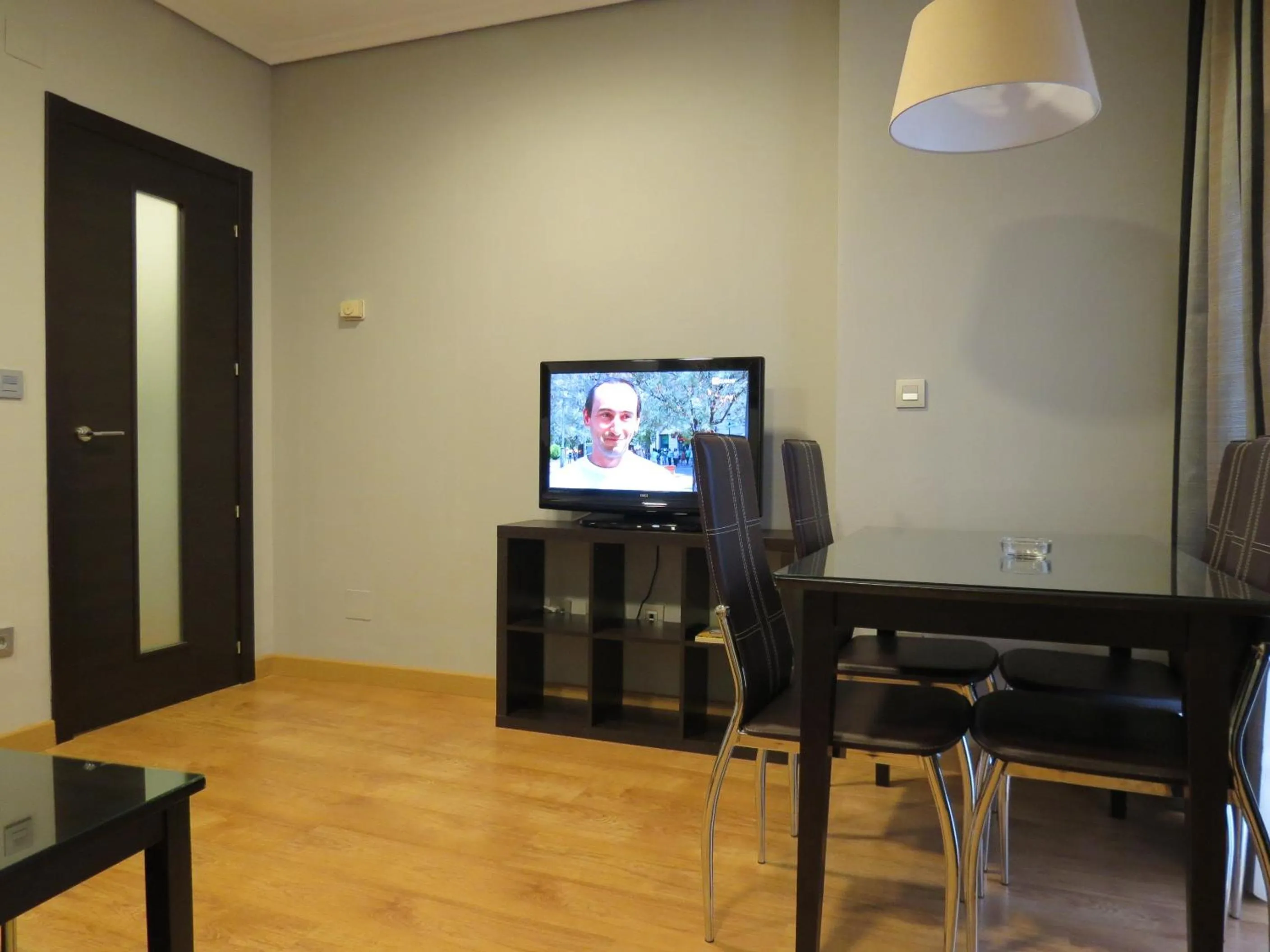 TV and multimedia in Apartamentos Boutique Catedral