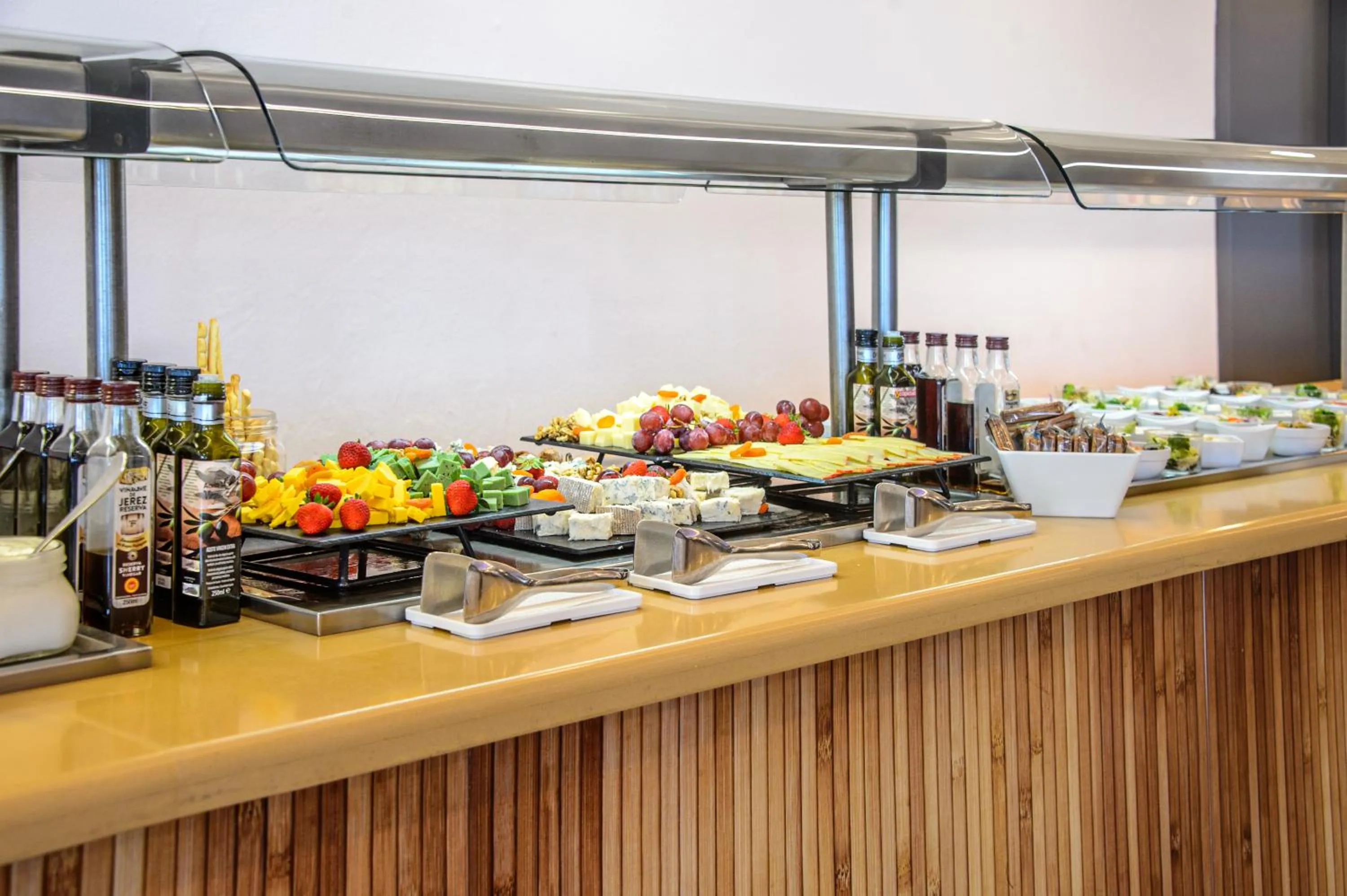 Restaurant/places to eat in Hotel Vibra s'Estanyol