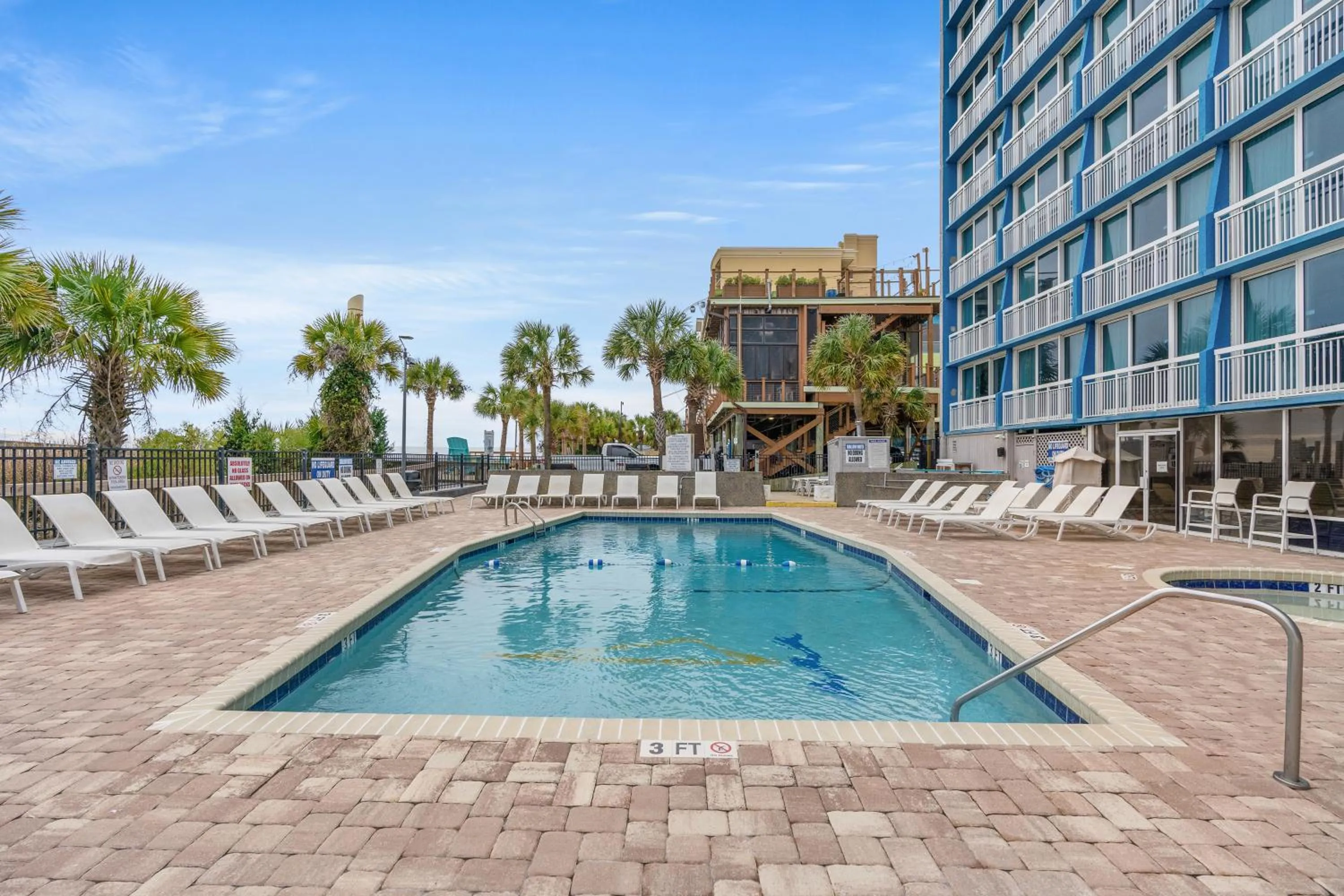 Yachtsman Oceanfront Resort