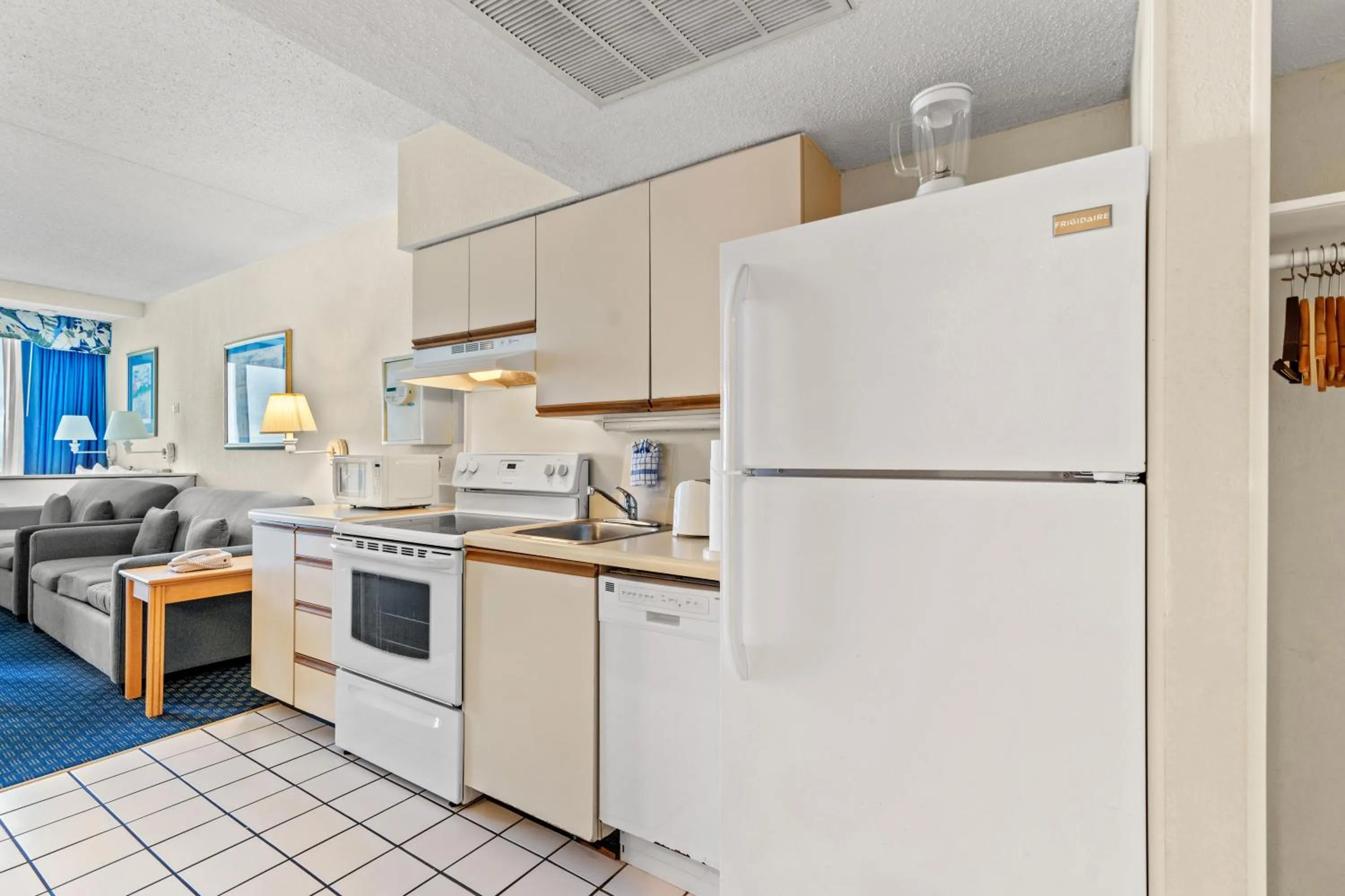 Yachtsman Oceanfront Resort