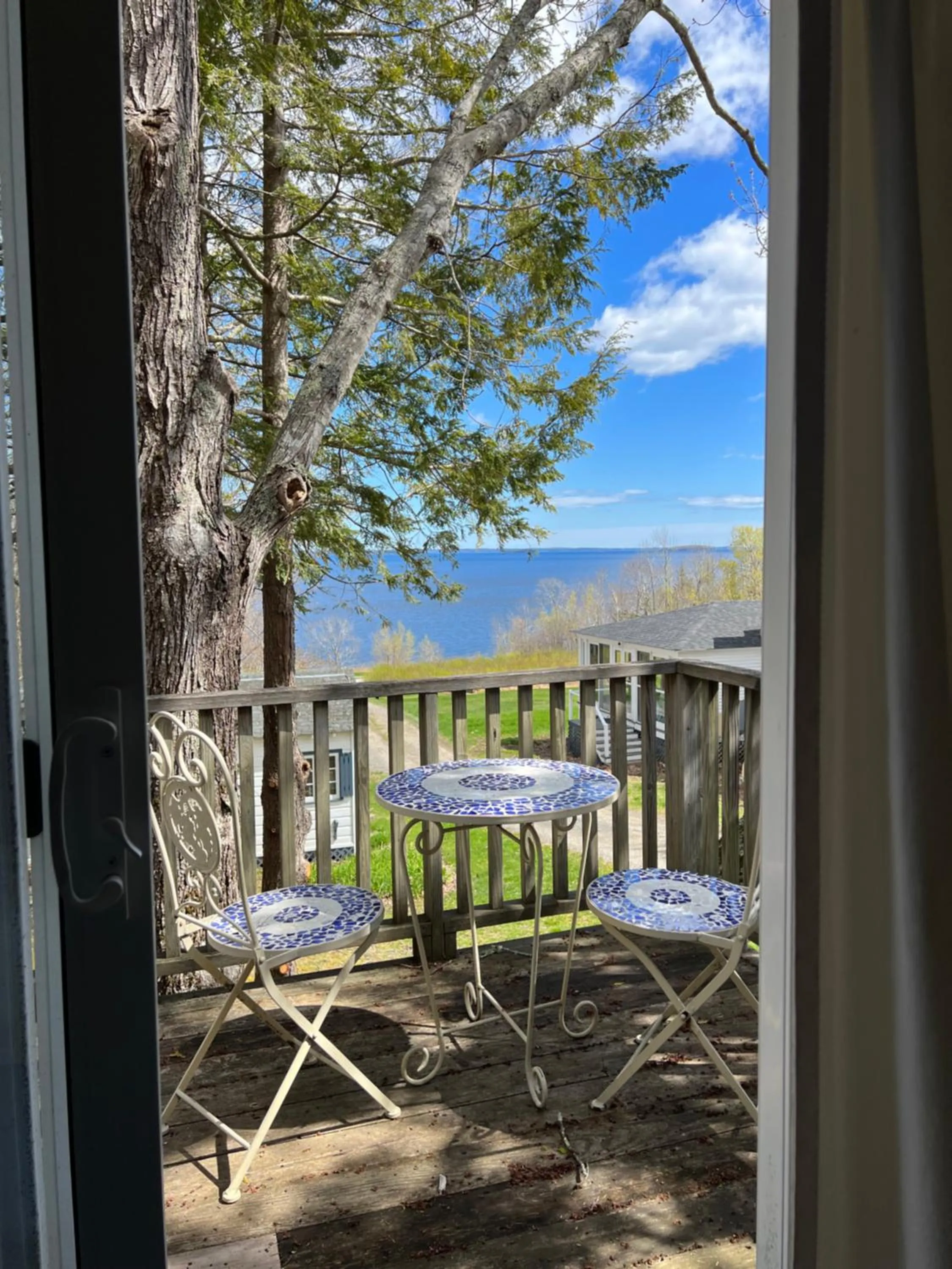 Balcony/Terrace in High Tide Inn on the Ocean, Motel and Cottages