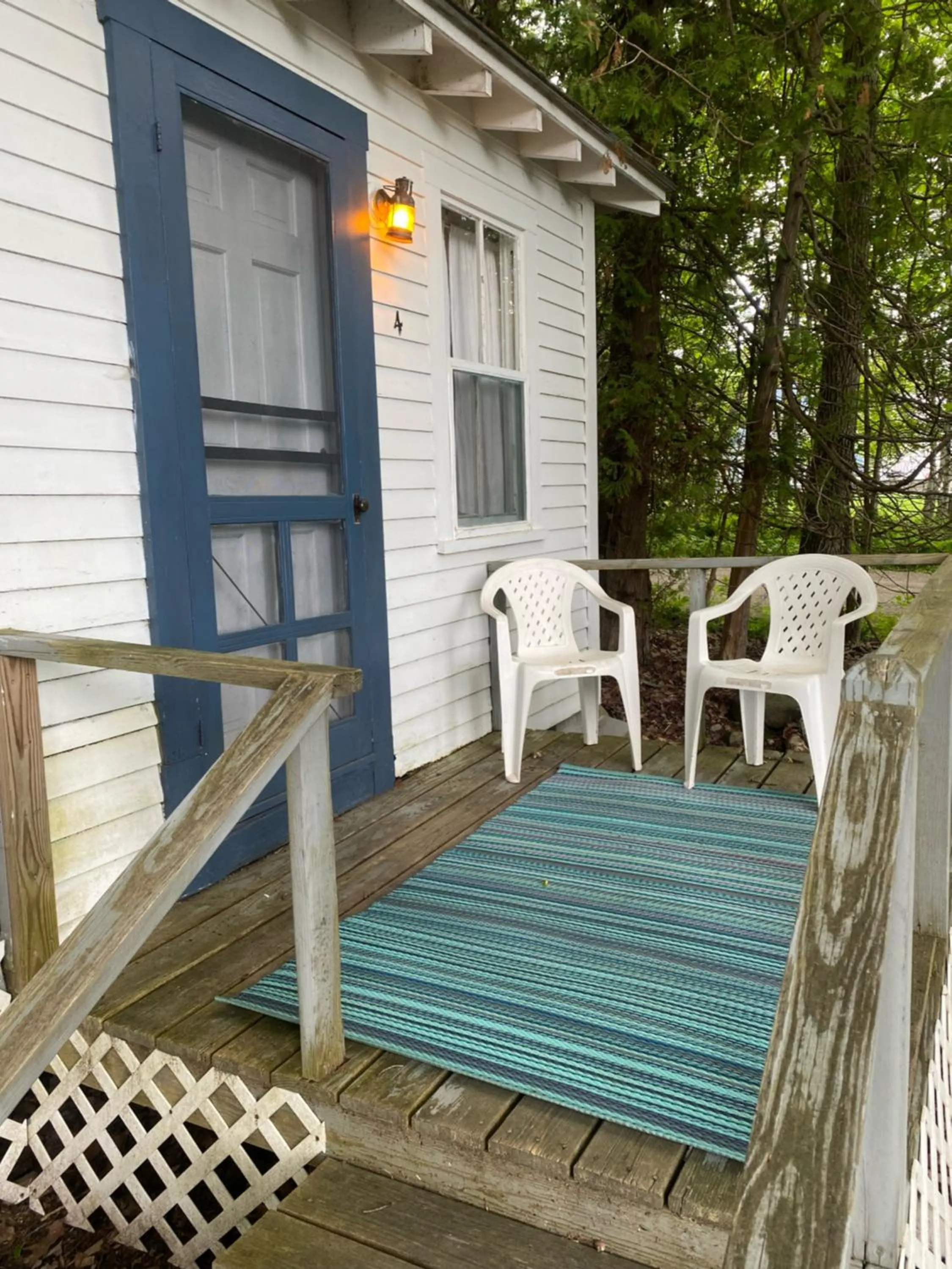Property building in High Tide Inn on the Ocean, Motel and Cottages