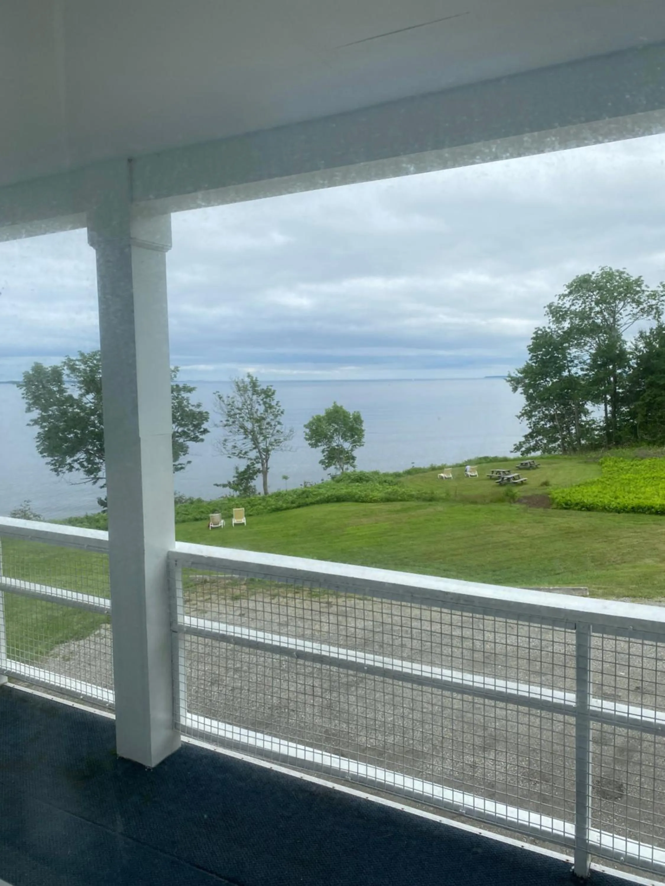 Balcony/Terrace in High Tide Inn on the Ocean, Motel and Cottages