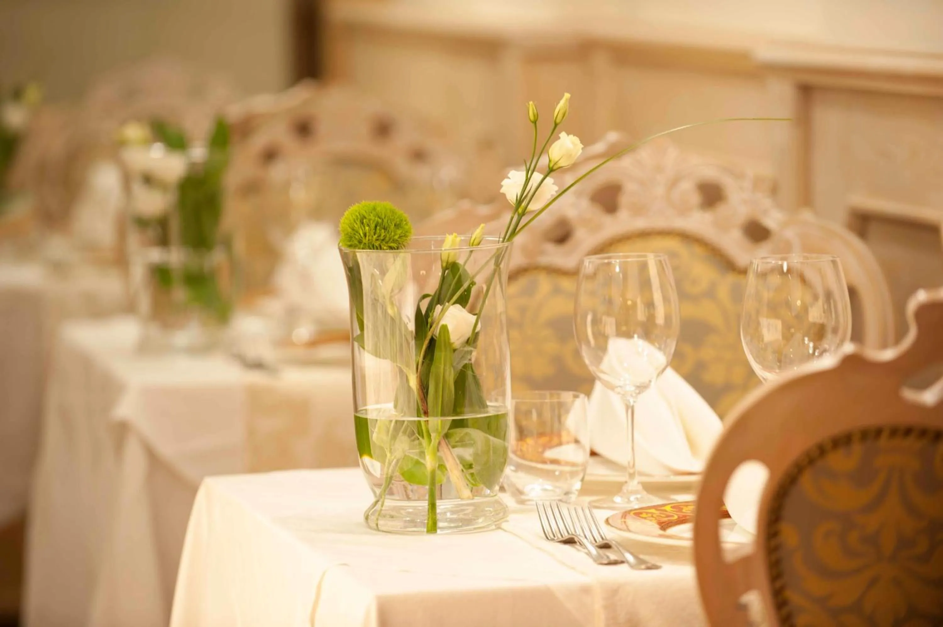 Restaurant/places to eat in Hotel Astigiana & Appartamenti