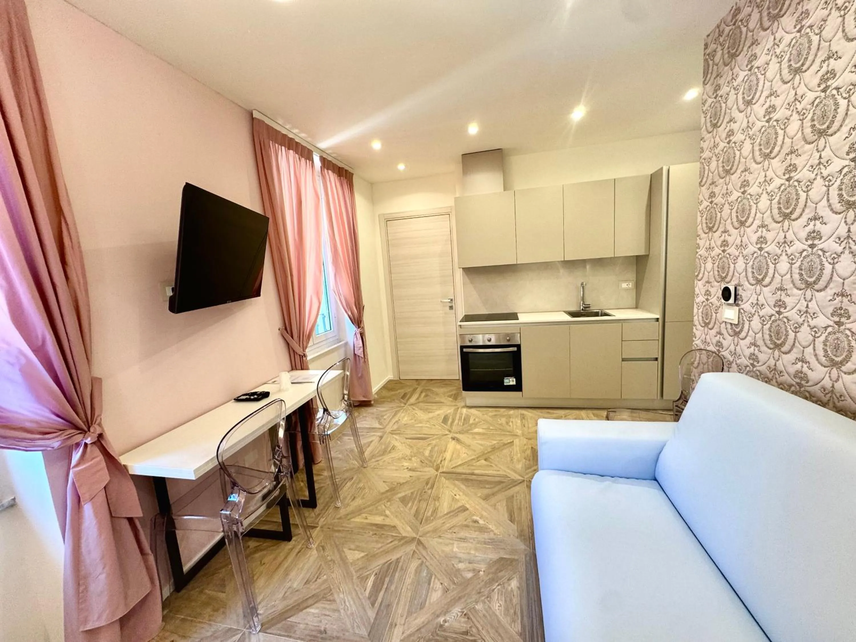 Hotel Astigiana & Appartamenti