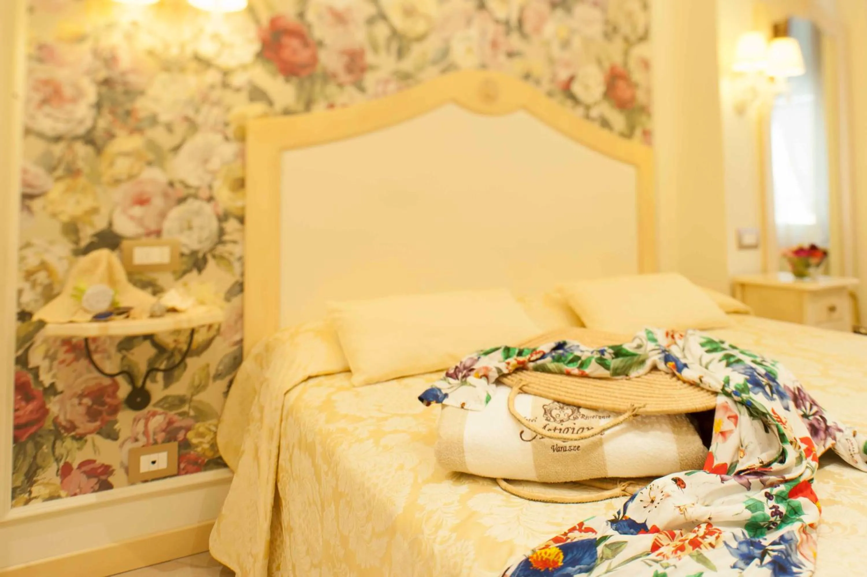Bed in Hotel Astigiana & Appartamenti