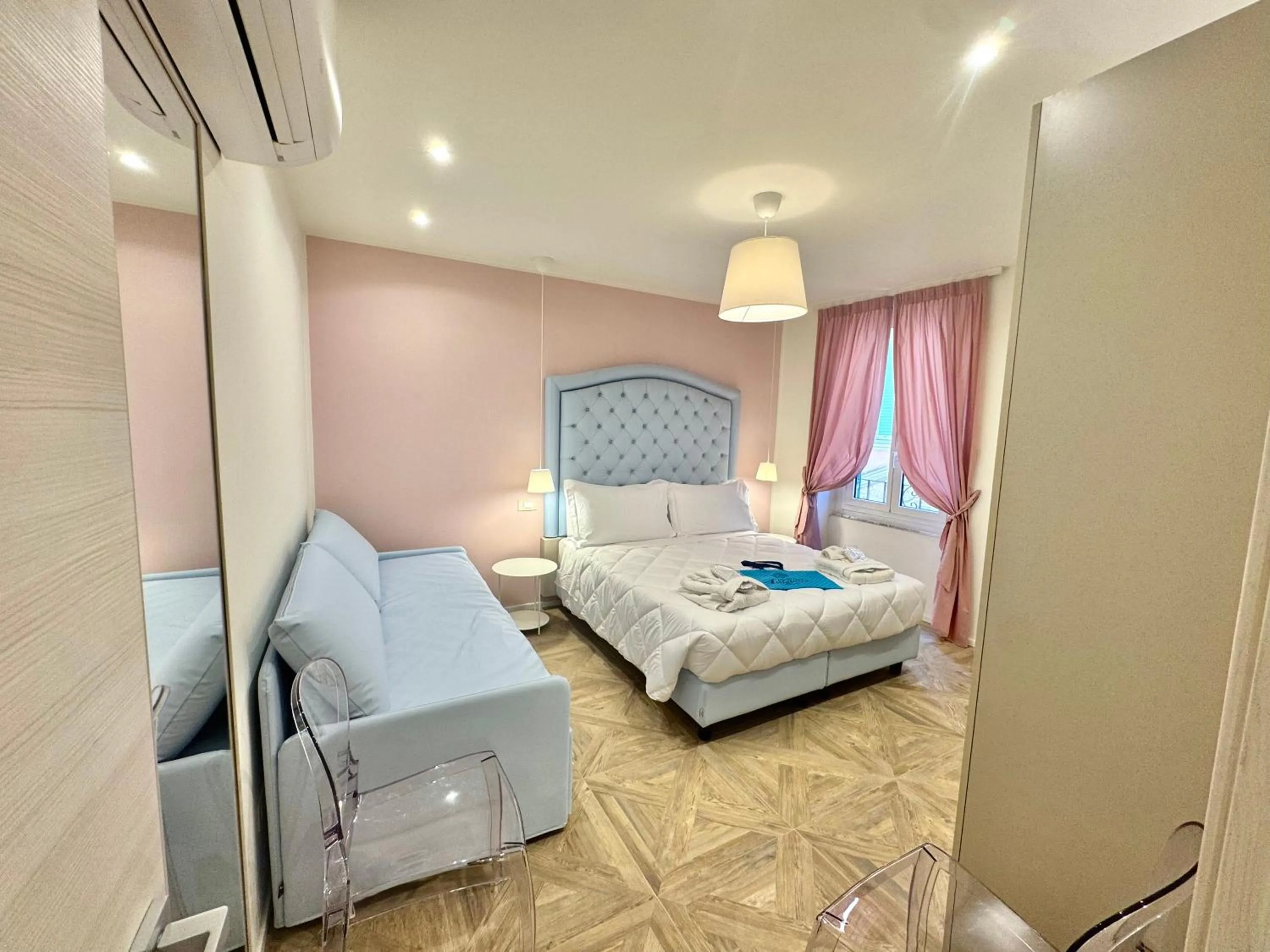 Bed in Hotel Astigiana & Appartamenti