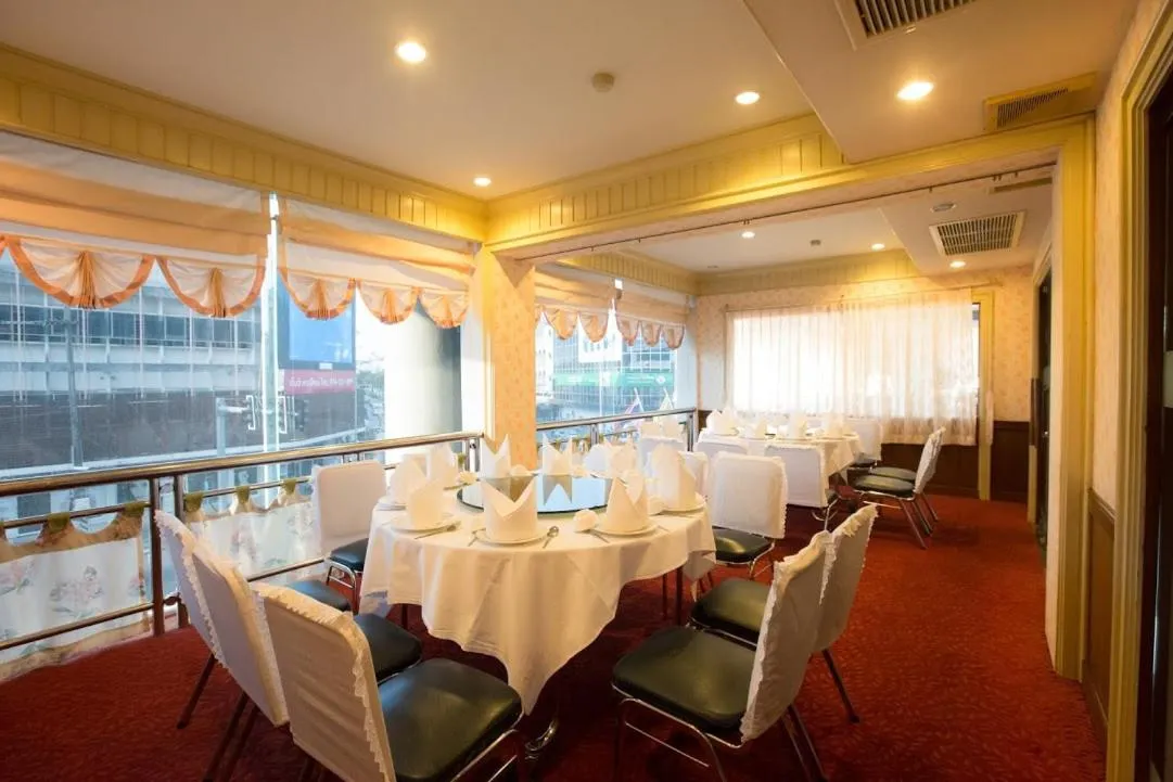 Restaurant/places to eat in V.L. Hatyai Hotel