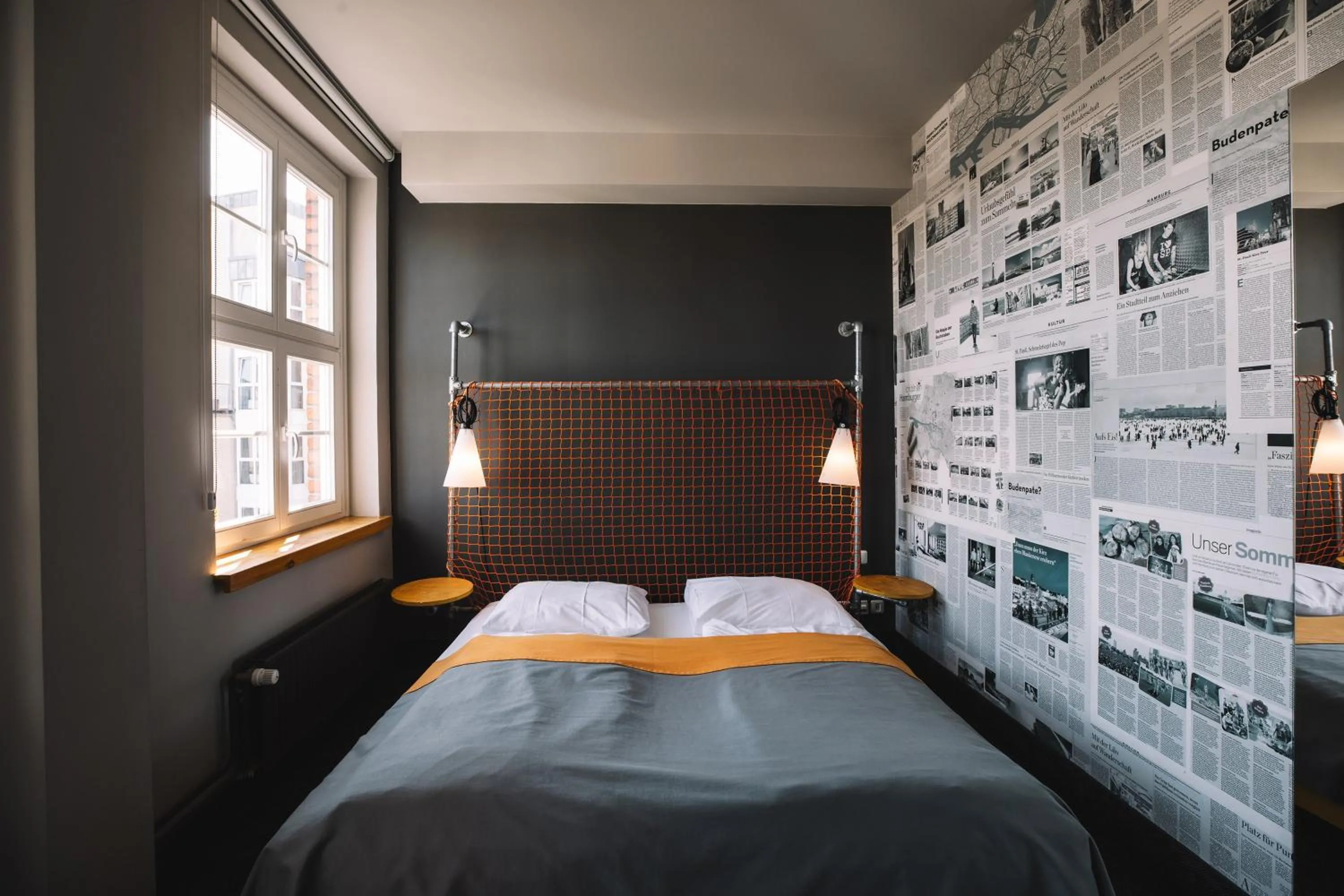 Bed in Superbude Hamburg St Pauli