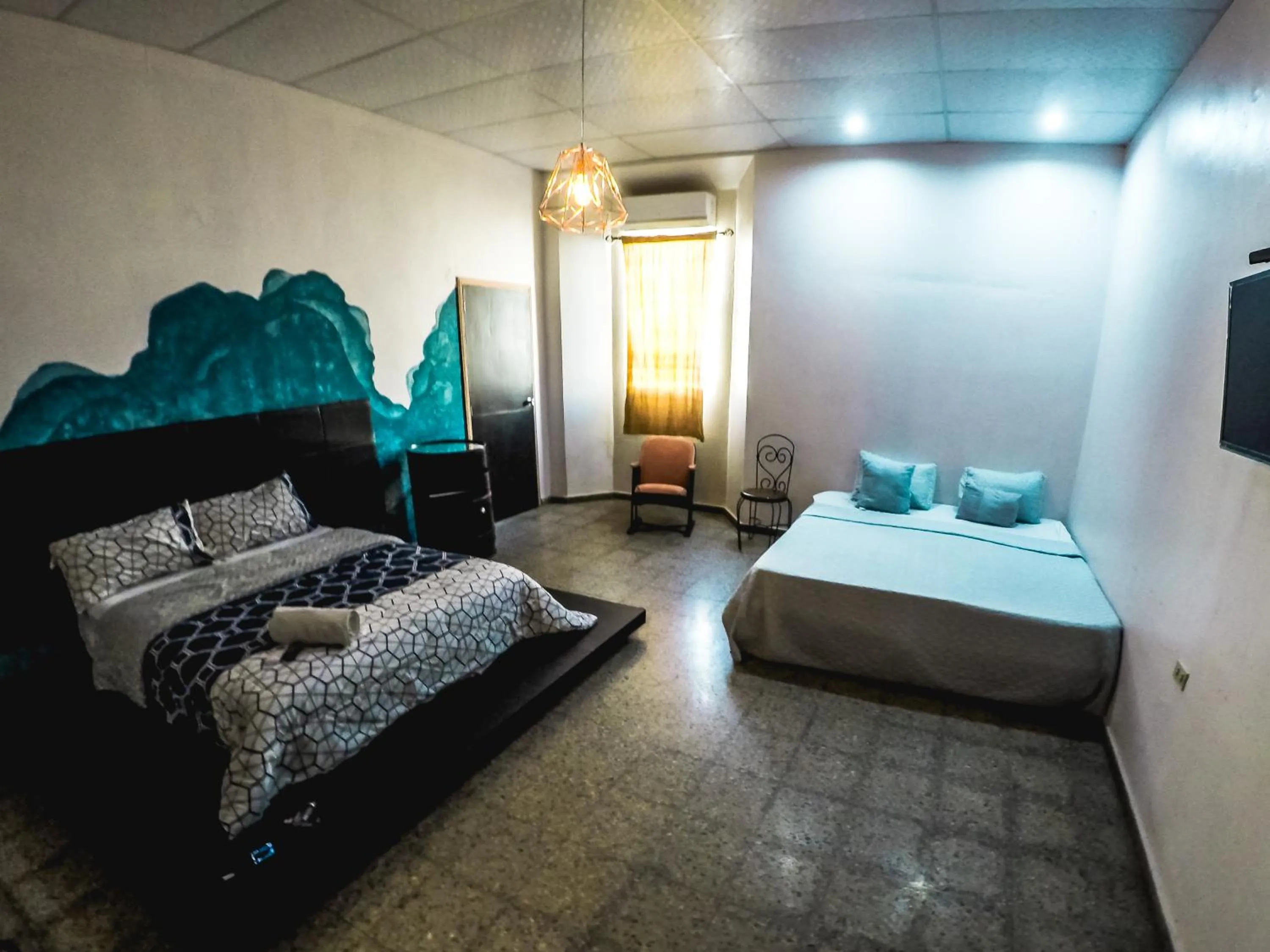 Family Double Room in Hostal Sole