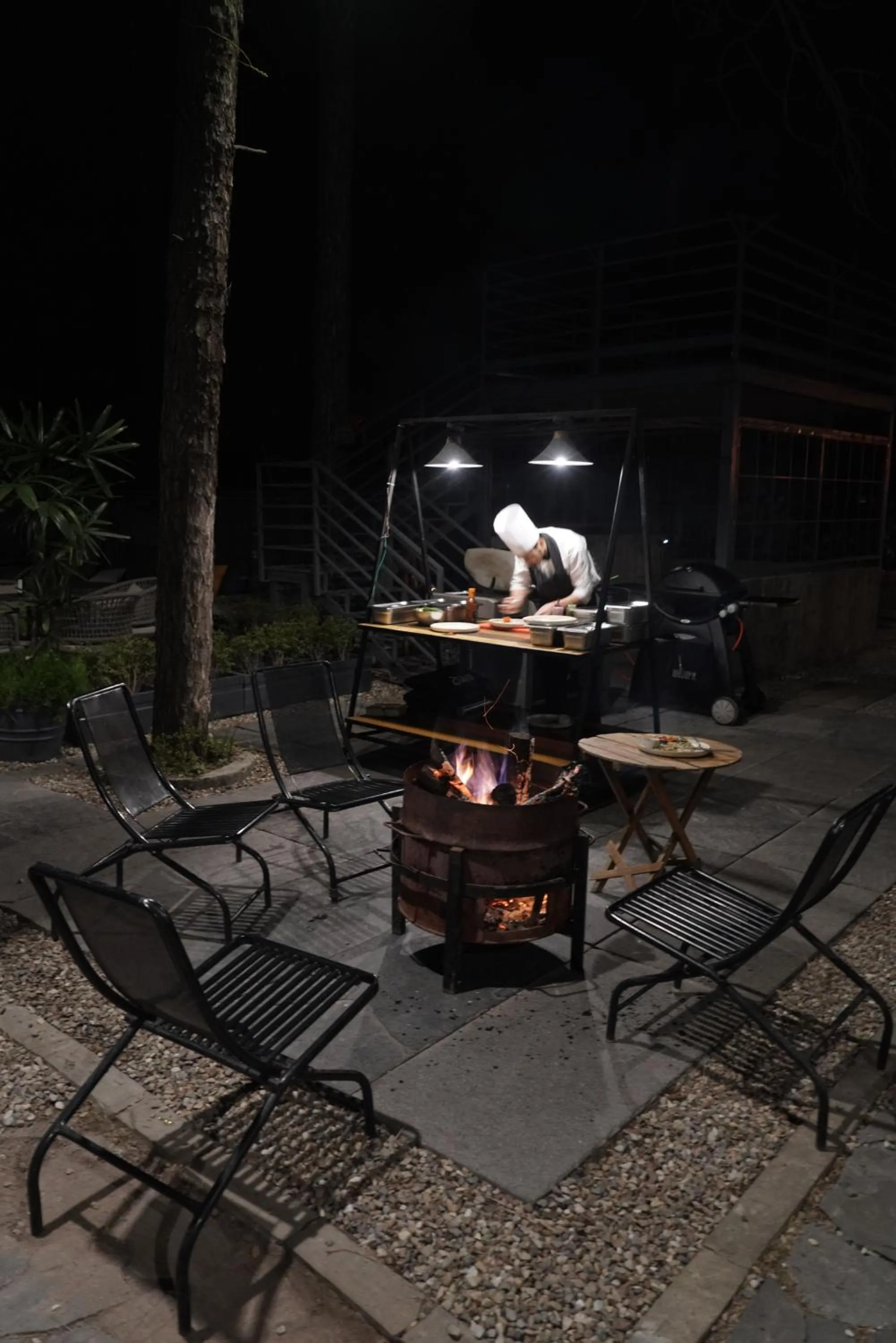 BBQ facilities in Kasauli Hills Resort