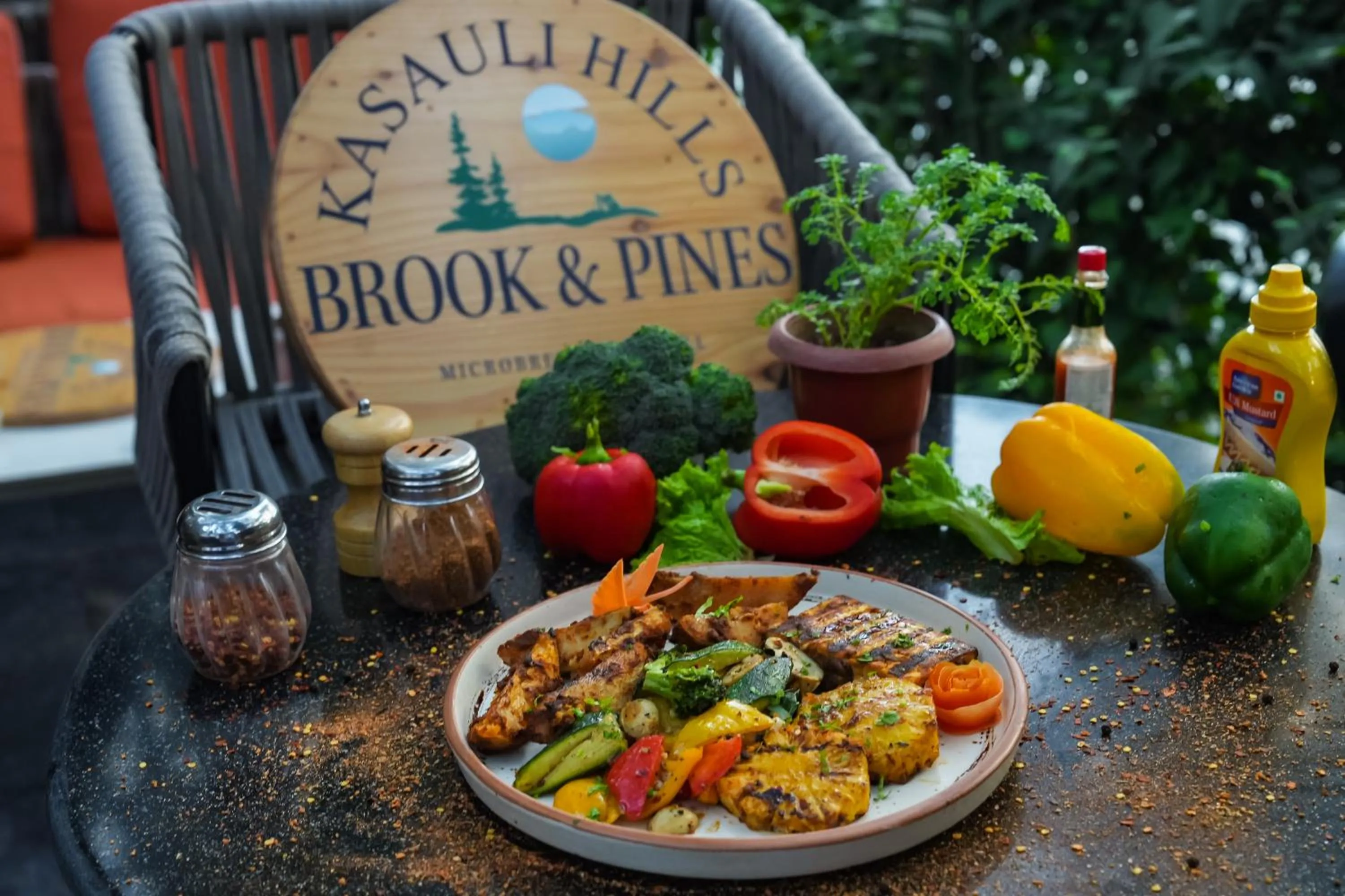 Food and drinks in Kasauli Hills Resort