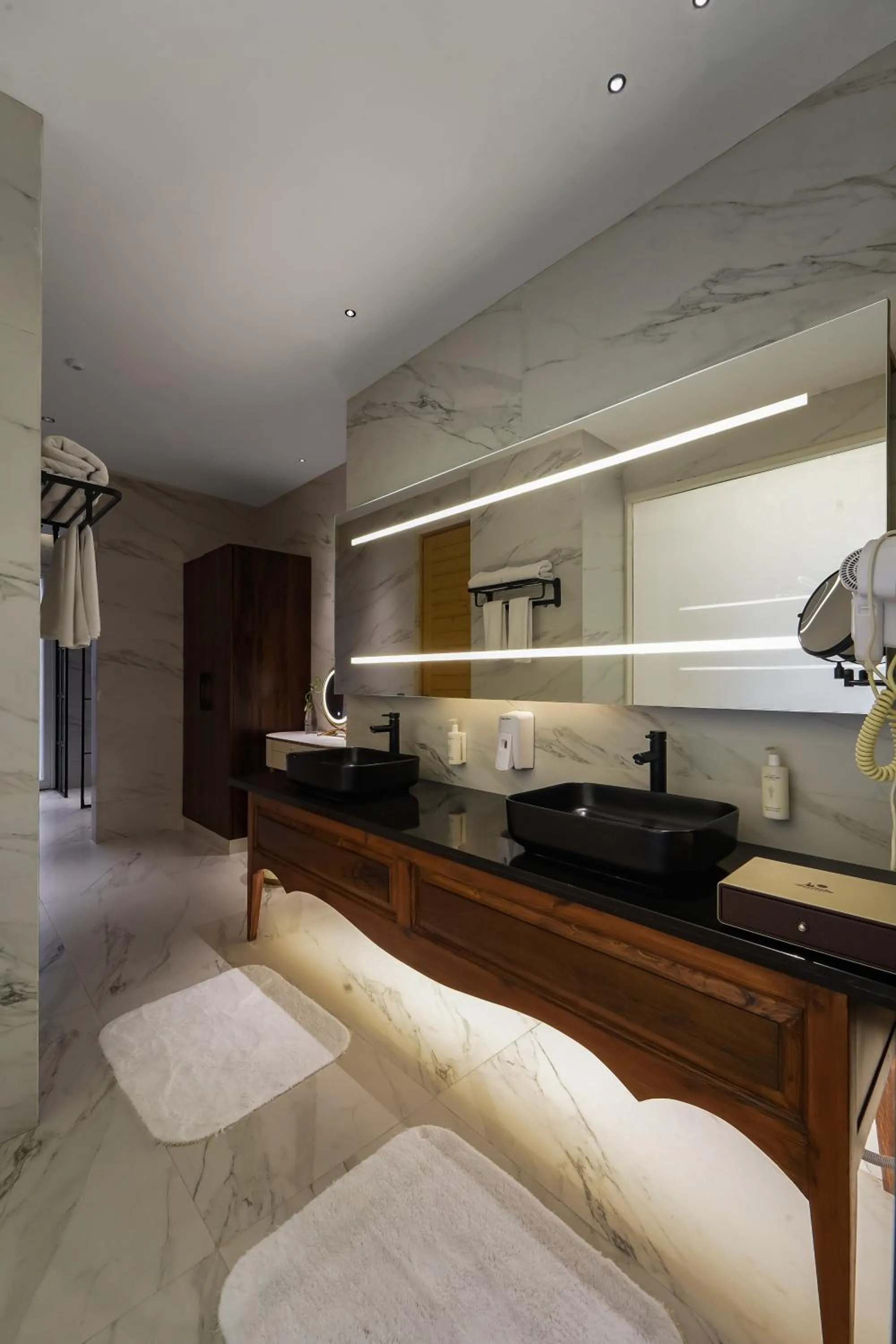 Bathroom in Kasauli Hills Resort