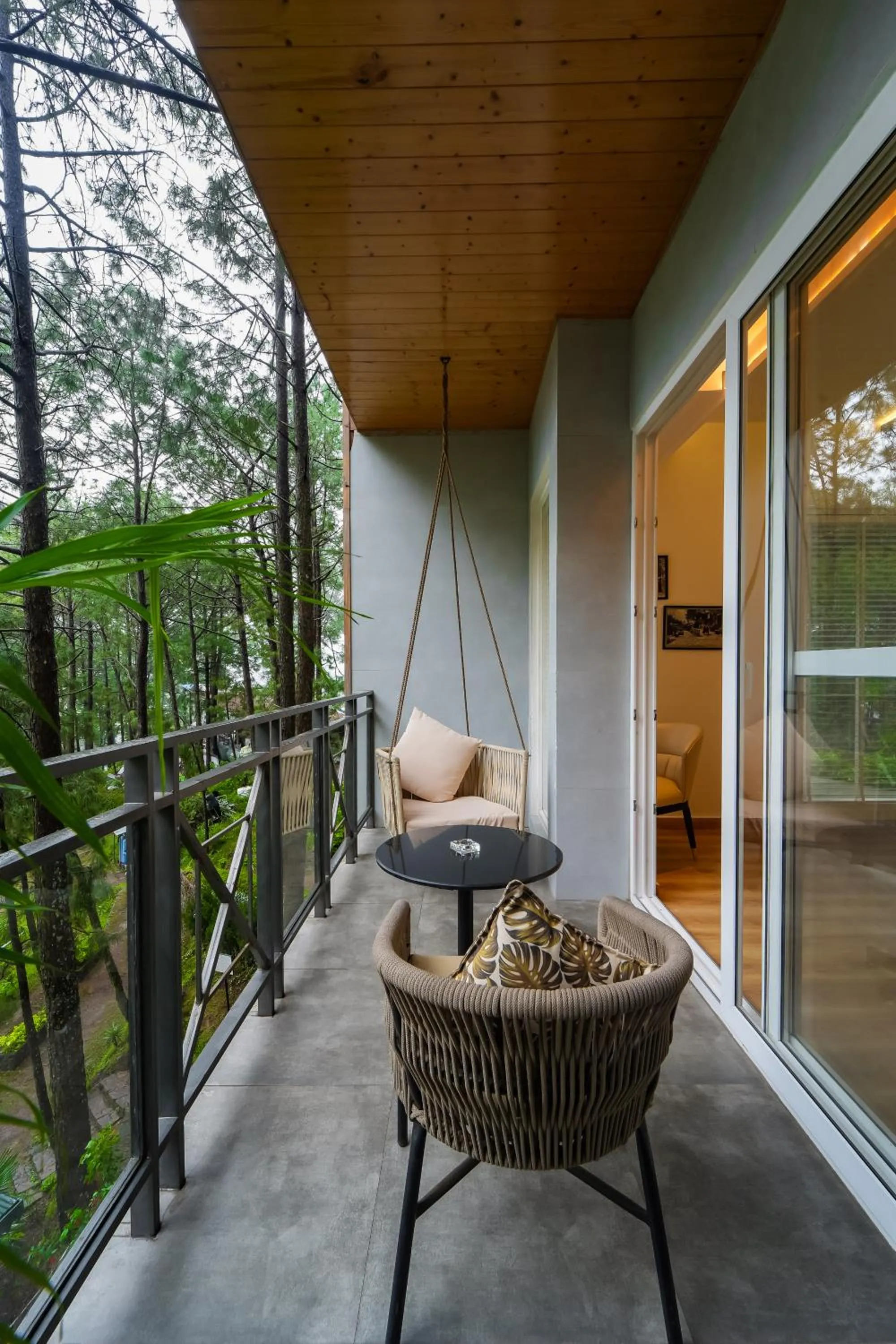 Balcony/Terrace in Kasauli Hills Resort