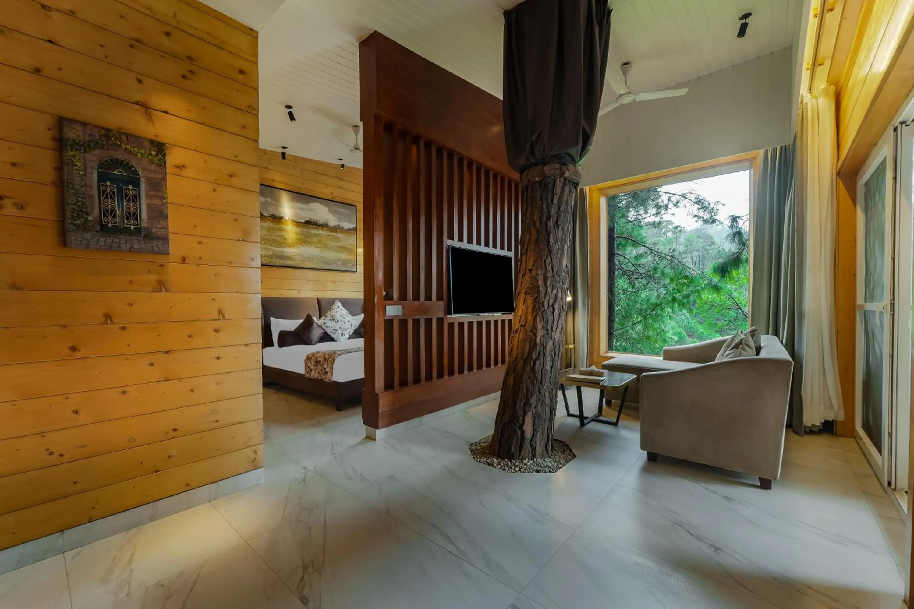 Bedroom, Bed in Kasauli Hills Resort