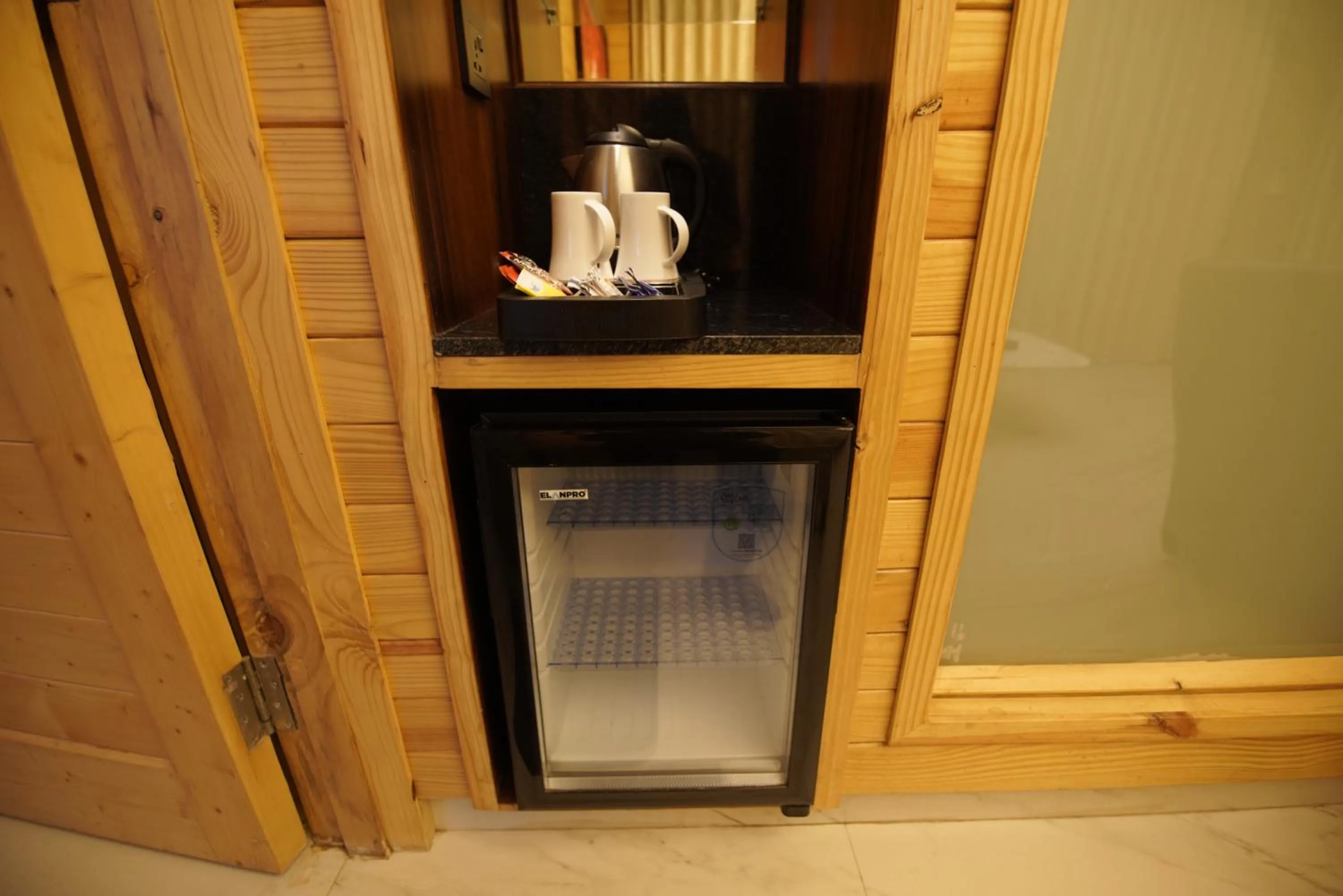 Coffee/tea facilities in Kasauli Hills Resort