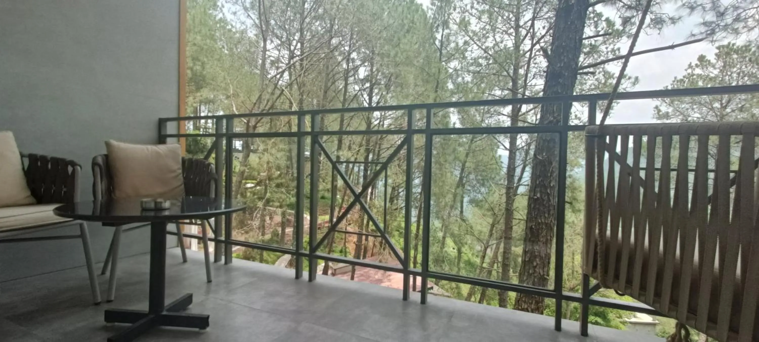 Balcony/Terrace in Kasauli Hills Resort