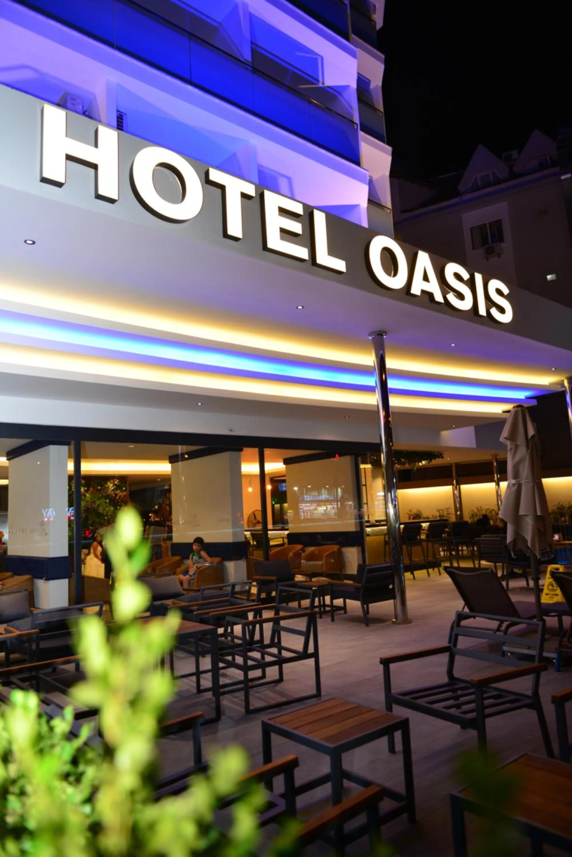 Oasis Hotel