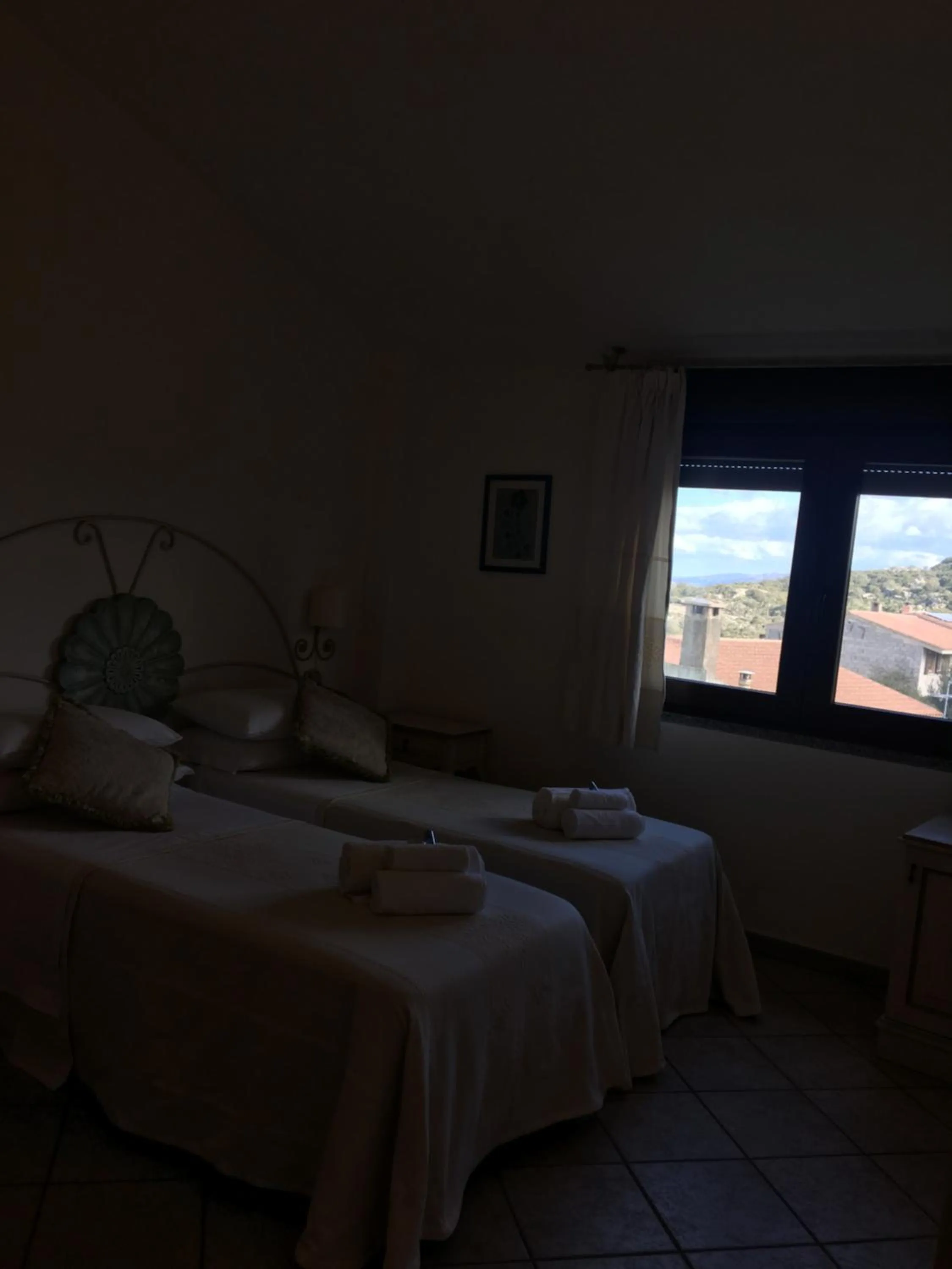 Property building, Bed in Hotel Sorgente