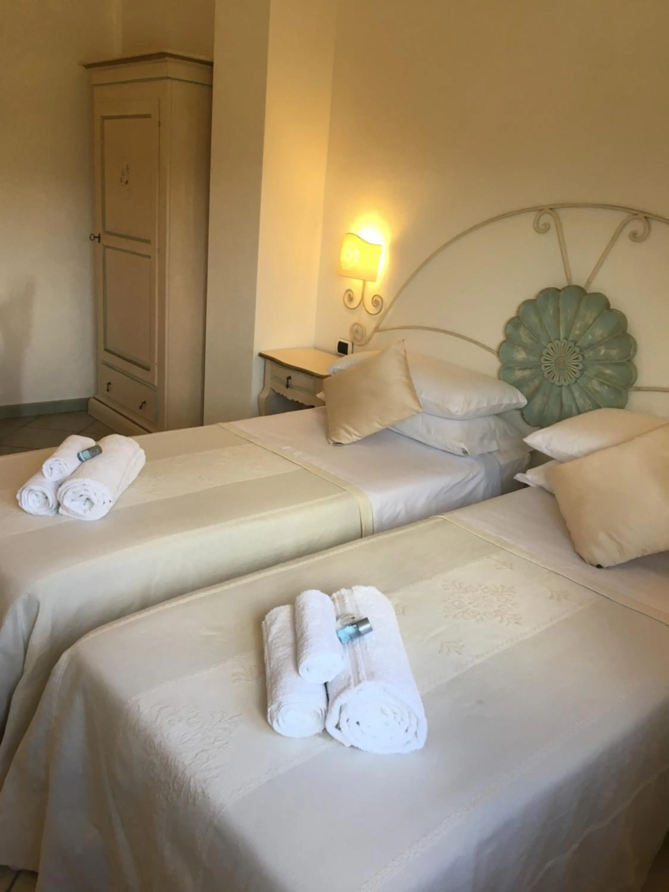 Bed in Hotel Sorgente