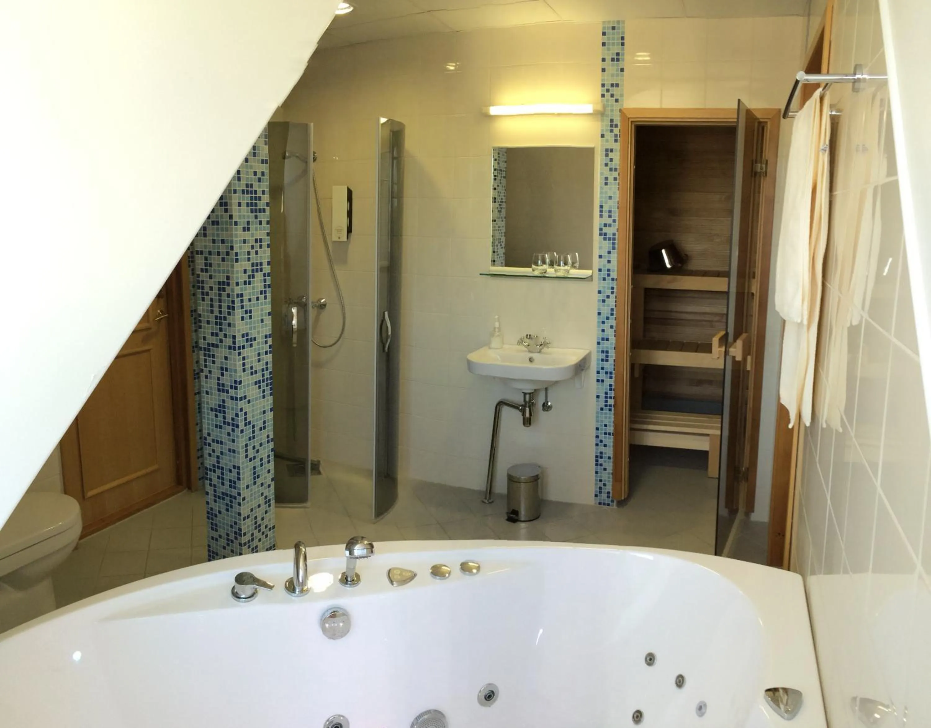 Bathroom in Hotell Räpina