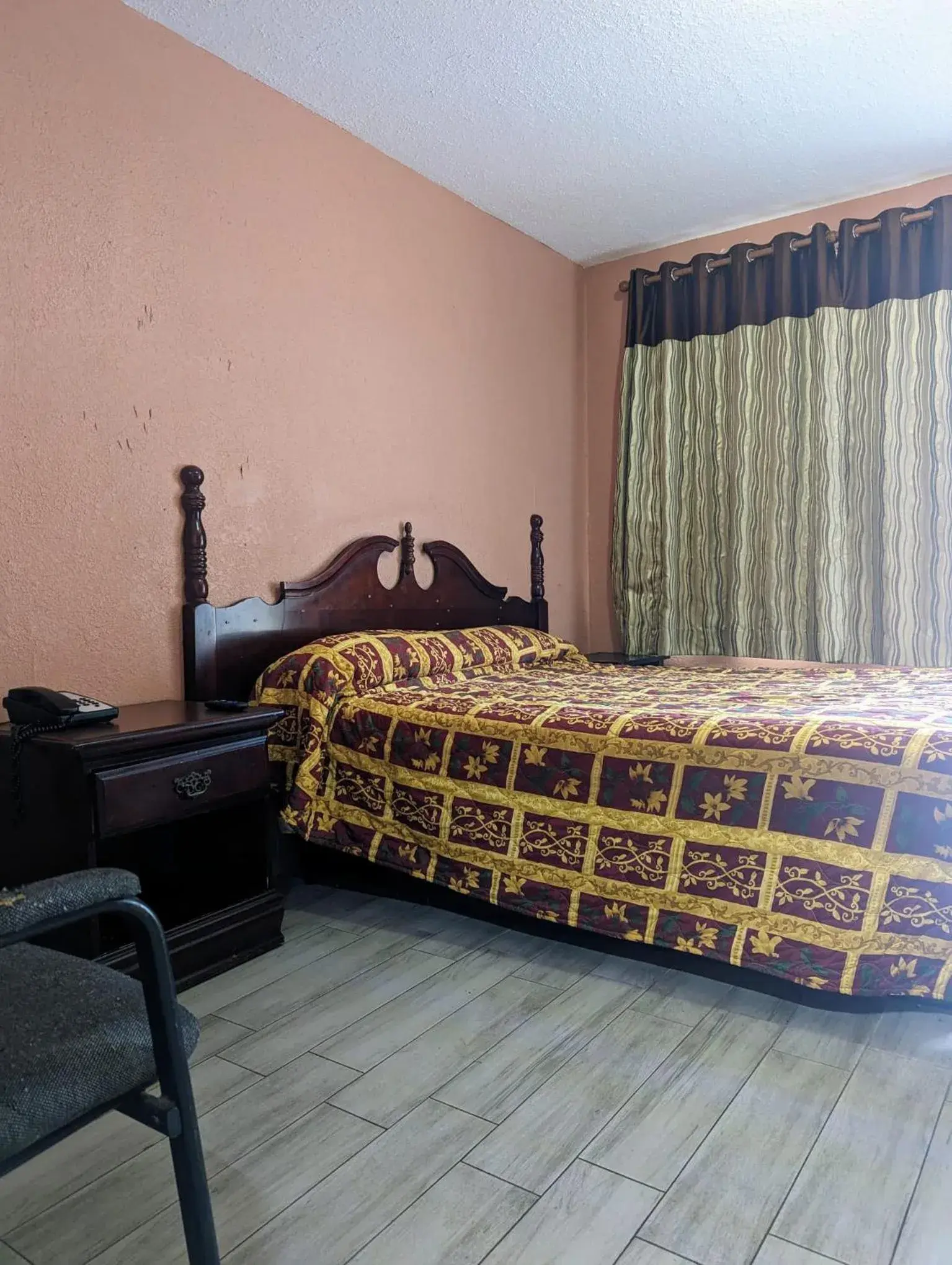 Single Suite - single occupancy in Residents Suites Liberty Single Suite - single occupancy in Residents Suites Liberty