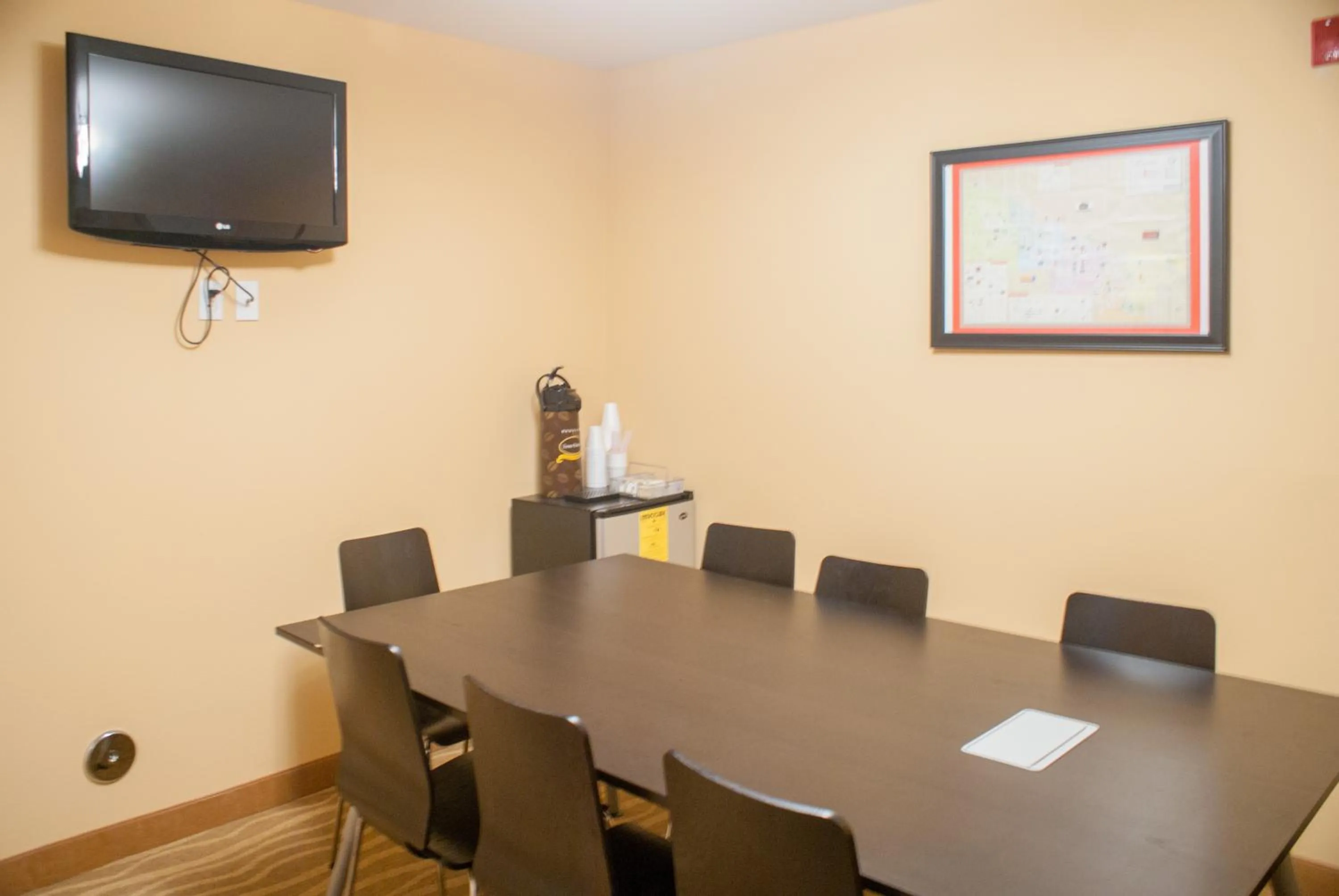 Business facilities in Super 8 by Wyndham Indio