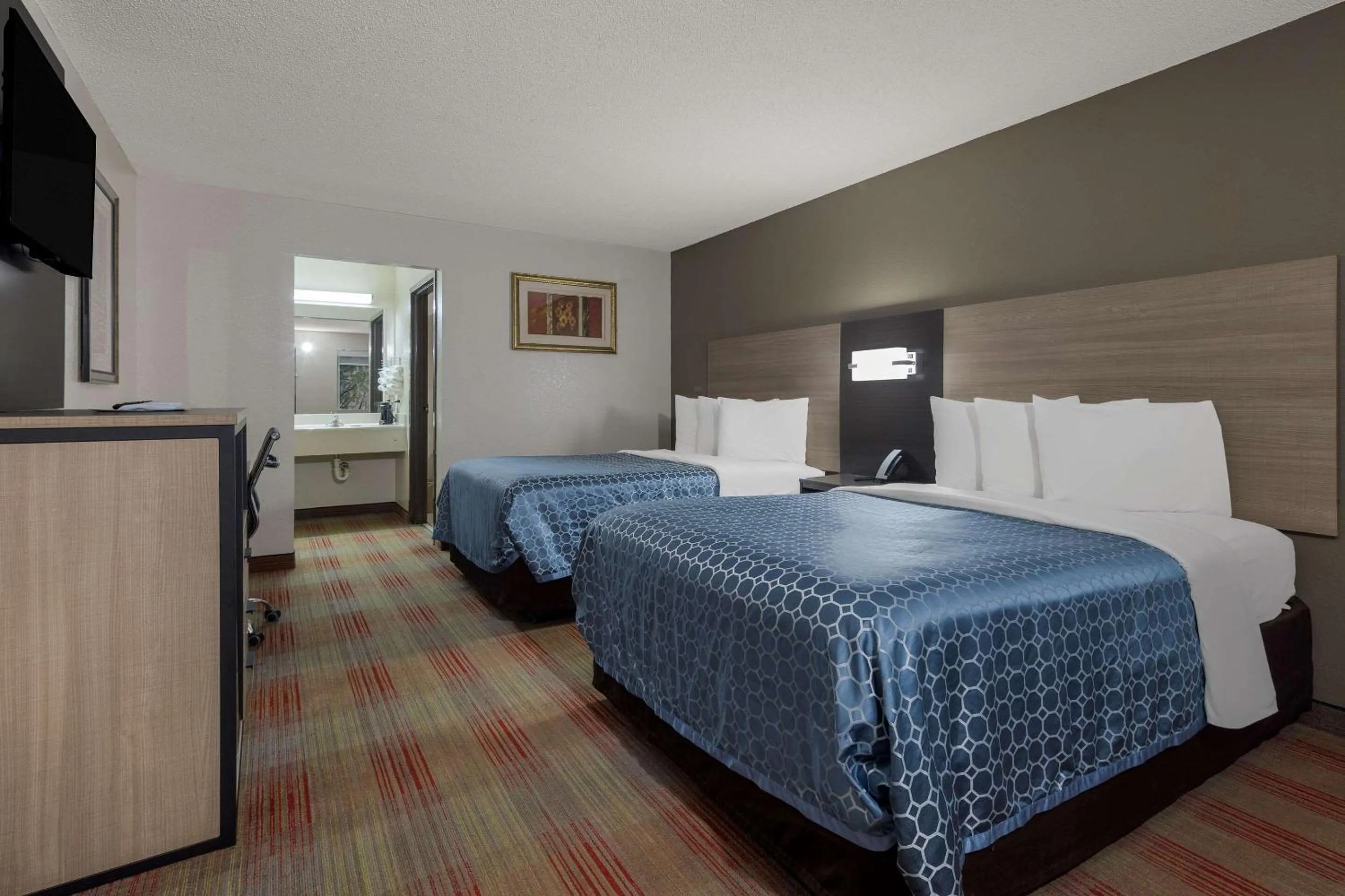 Bedroom, Bed in Rodeway Inn Ardmore I-65