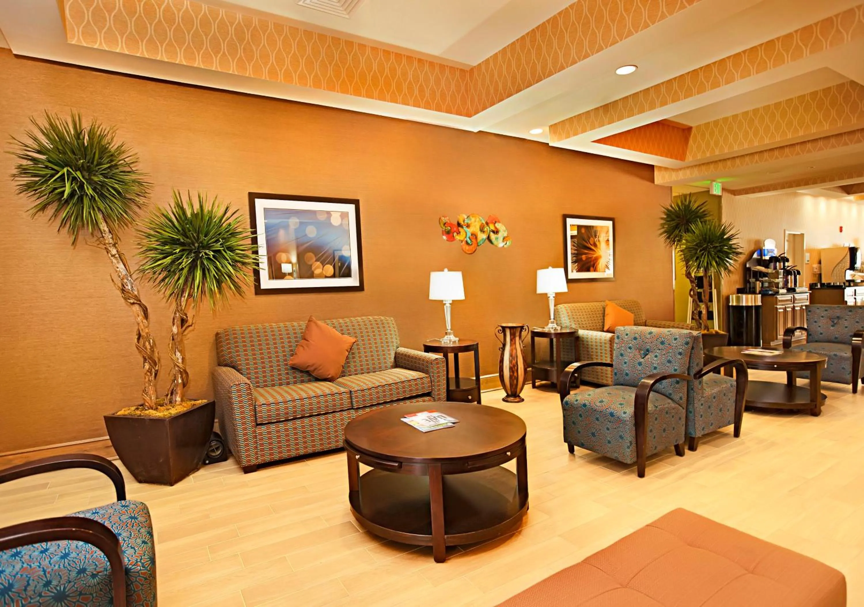 Lobby or reception in Holiday Inn Express and Suites Bossier City Louisiana Downs by IHG