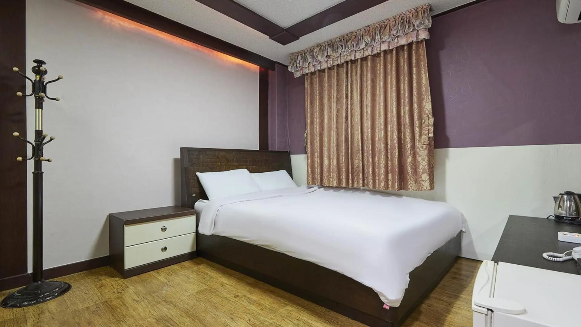 Bed in Keumkang Motel