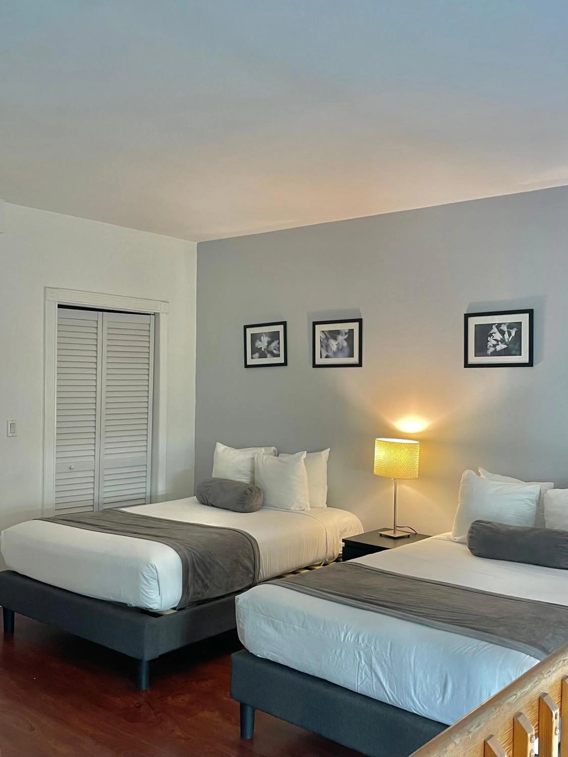 Bed in New Point Miami Beach Apartments