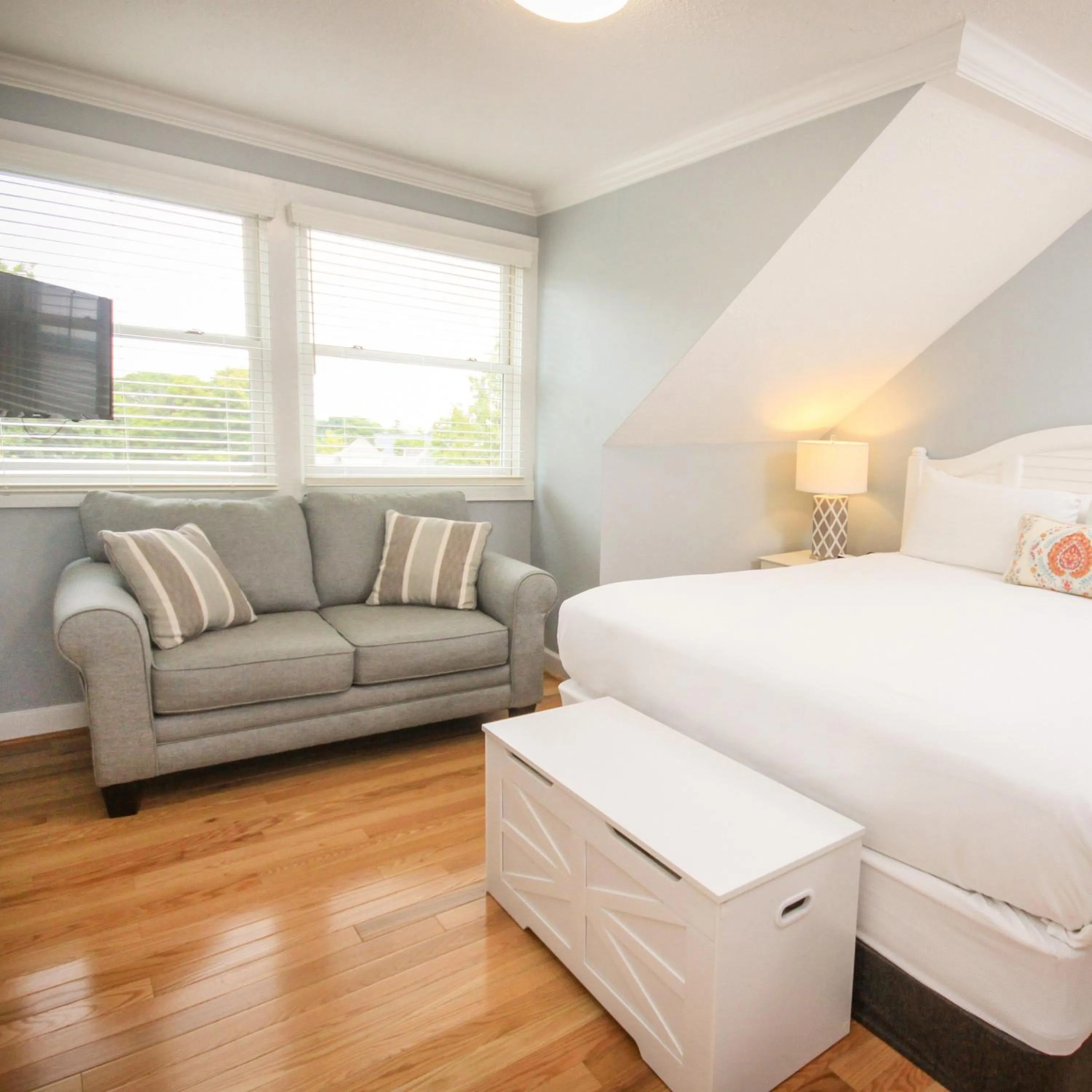 Bedroom, Bed in Island House Hotel