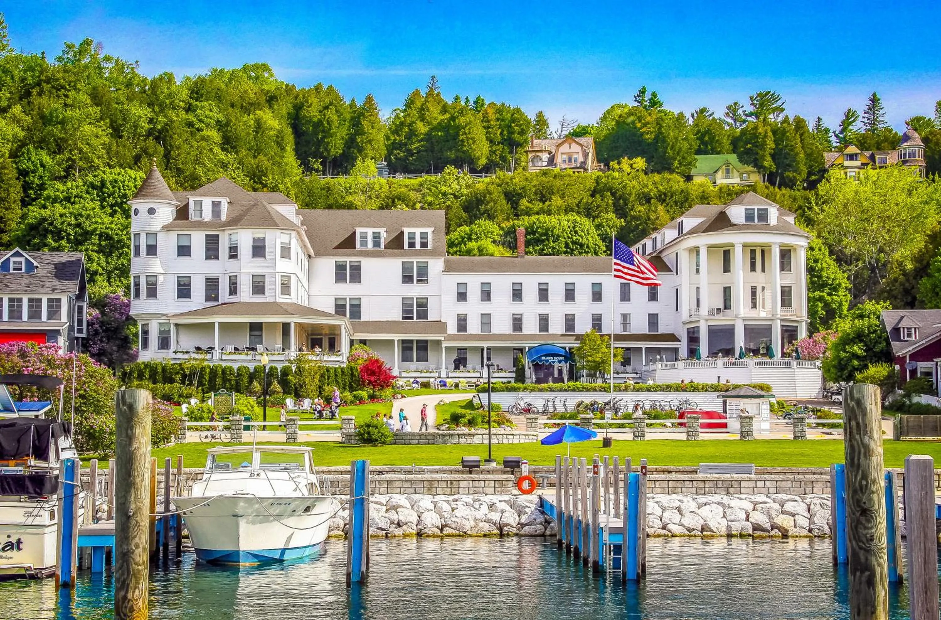 Property building in Island House Hotel