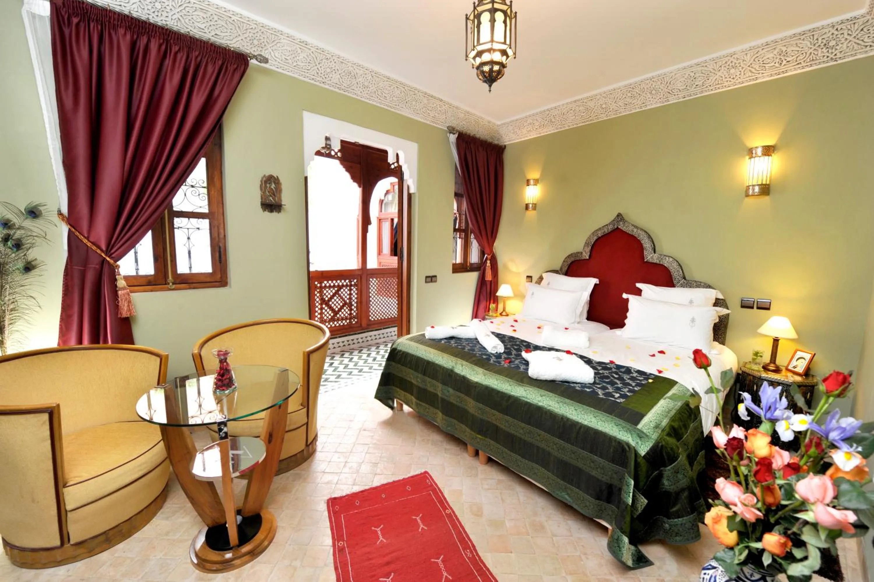 Photo of the whole room, Bed in Riad Belle Epoque