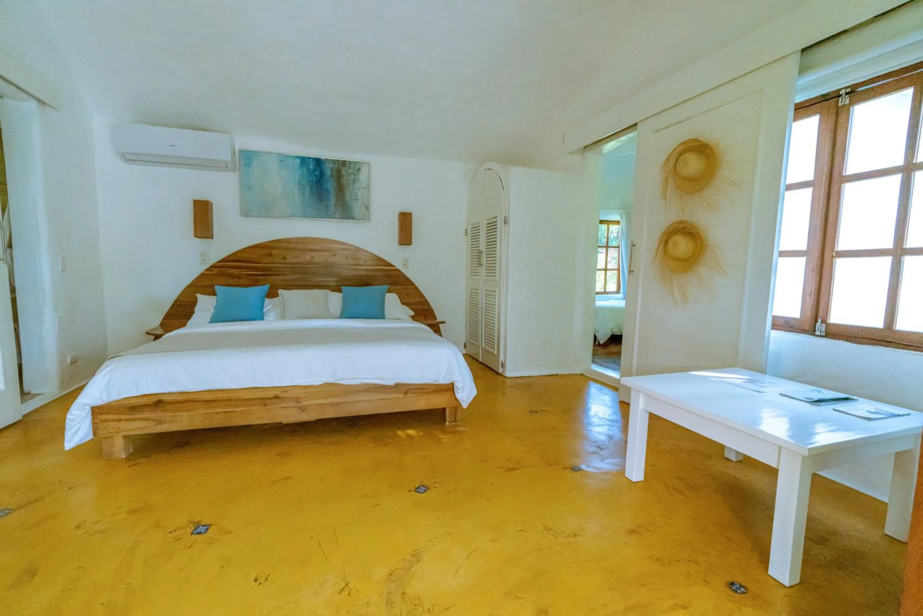 Bed in Hotel Atlantis