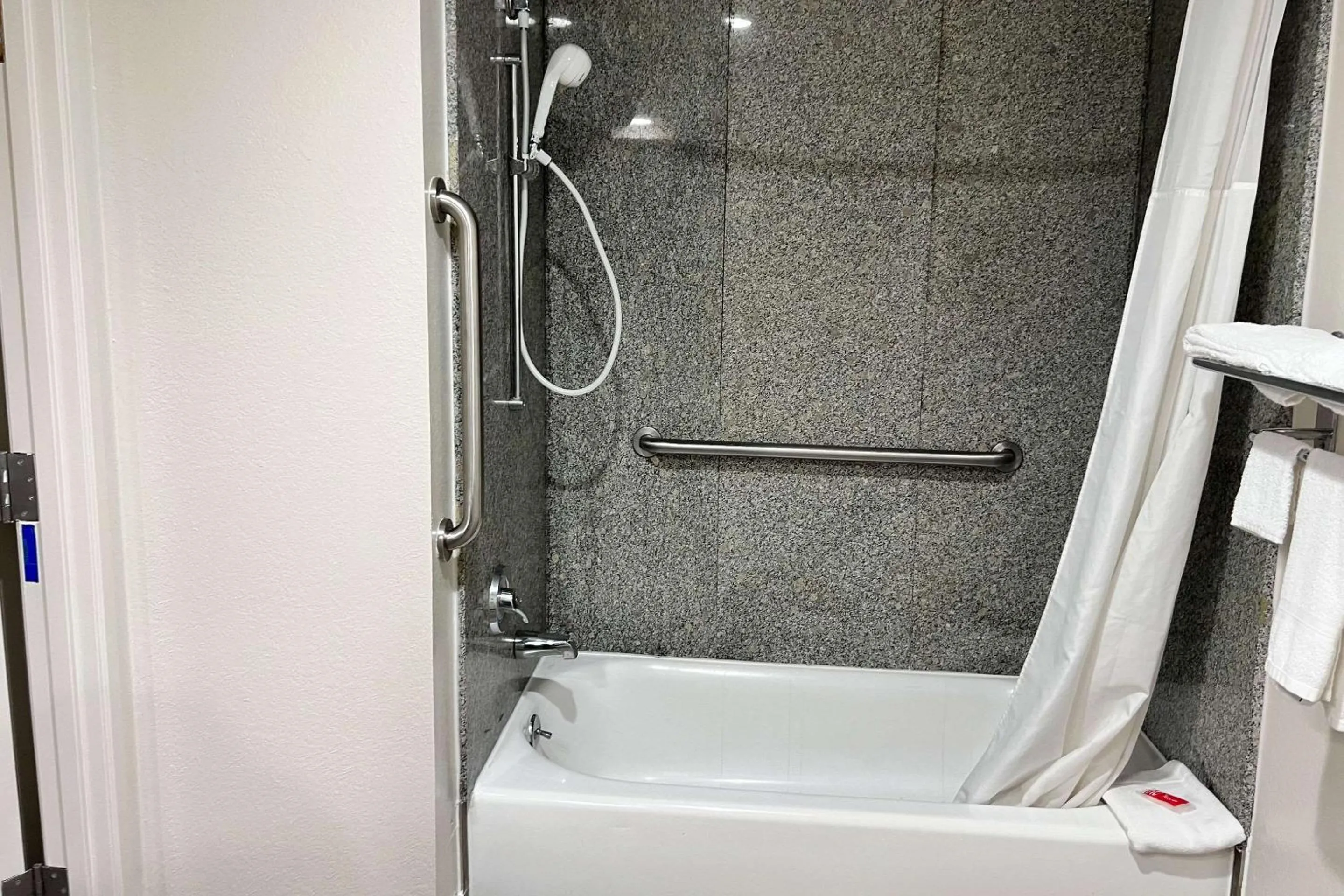 Bedroom in Econo Lodge Beaumont I-10 South