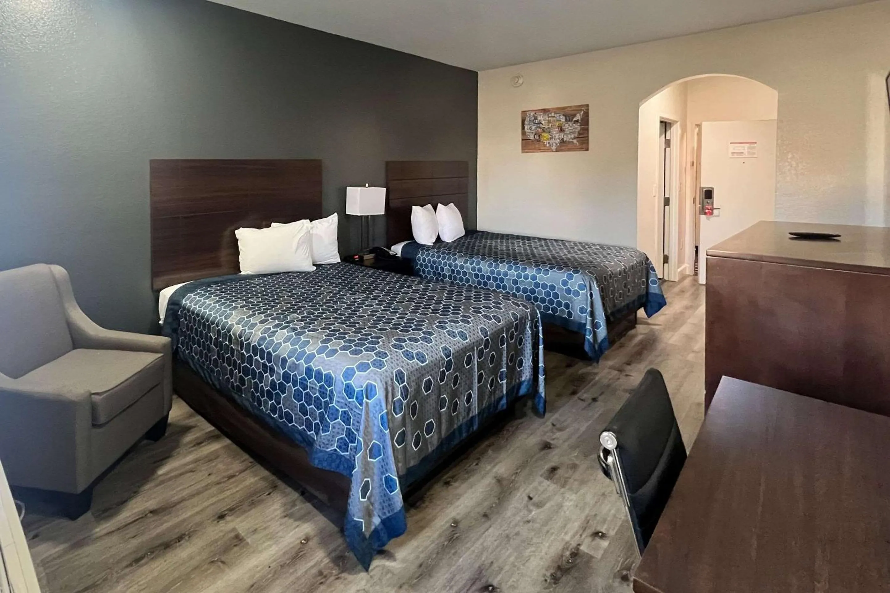 Bedroom, Bed in Econo Lodge Beaumont I-10 South