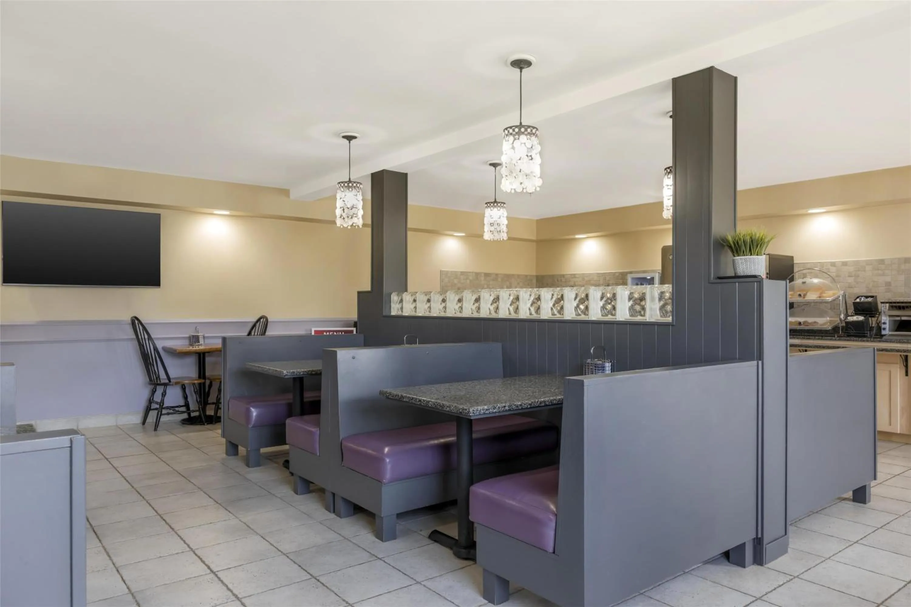 Breakfast in Best Western Plus Woodstock Hotel Conference Centre