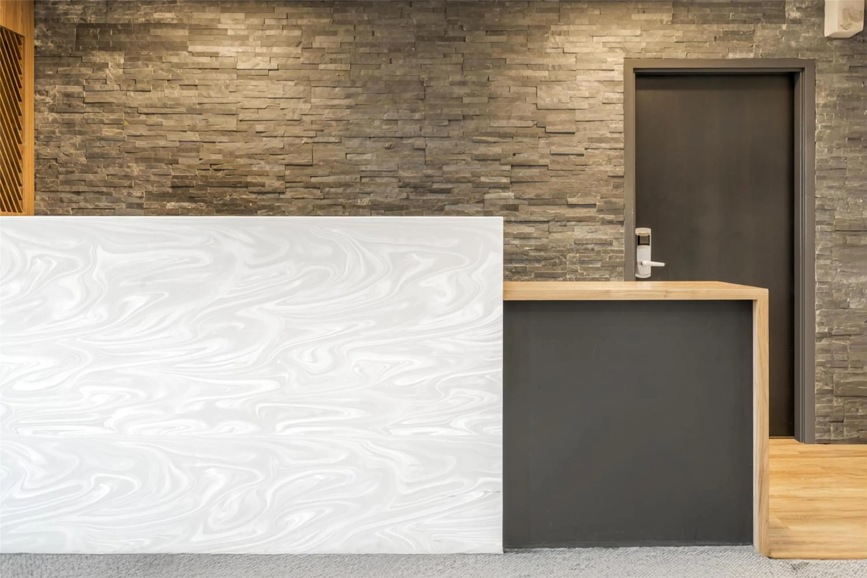 Lobby or reception in Best Western Plus Woodstock Hotel Conference Centre