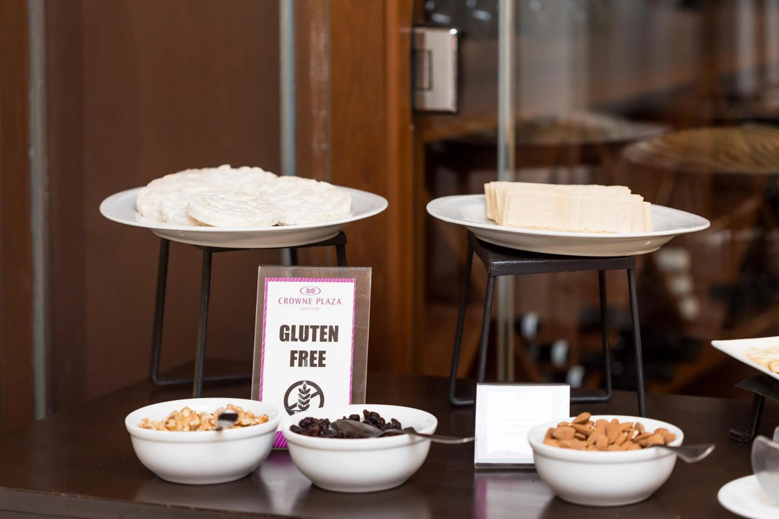 Food and drinks in Crowne Plaza Asunción by IHG