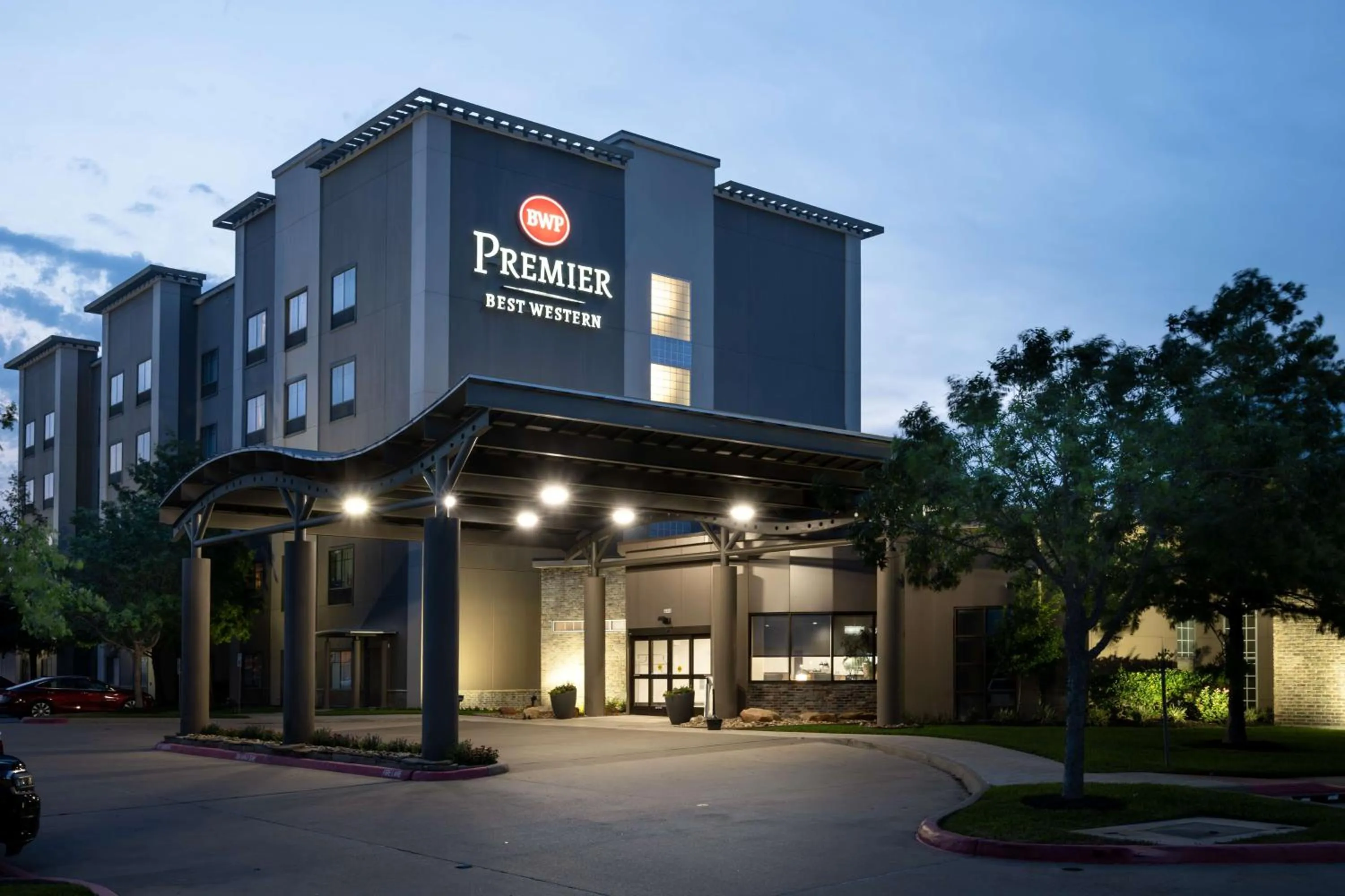 Property building in Best Western Premier Bryan College Station