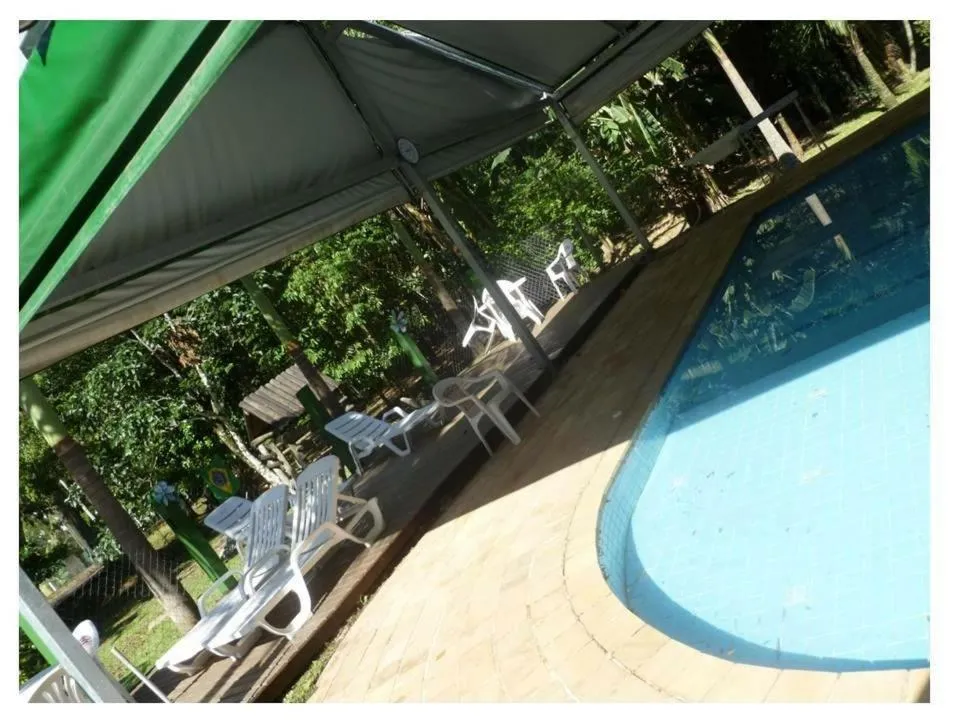 Alegria casa 3 dorms Cond Fechado churrasqueira piscina