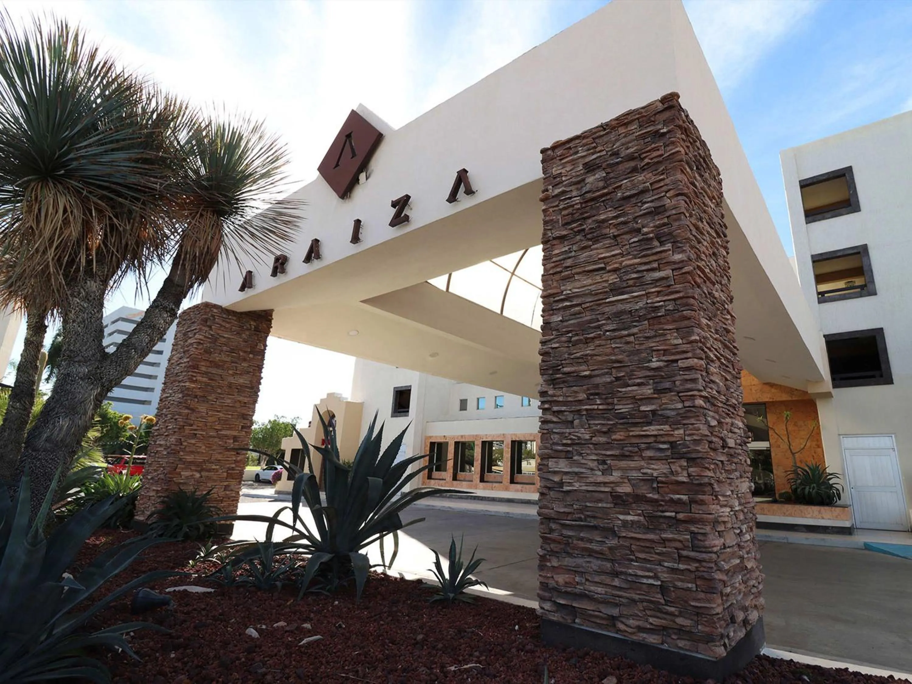 Property building in Hotel Araiza Hermosillo