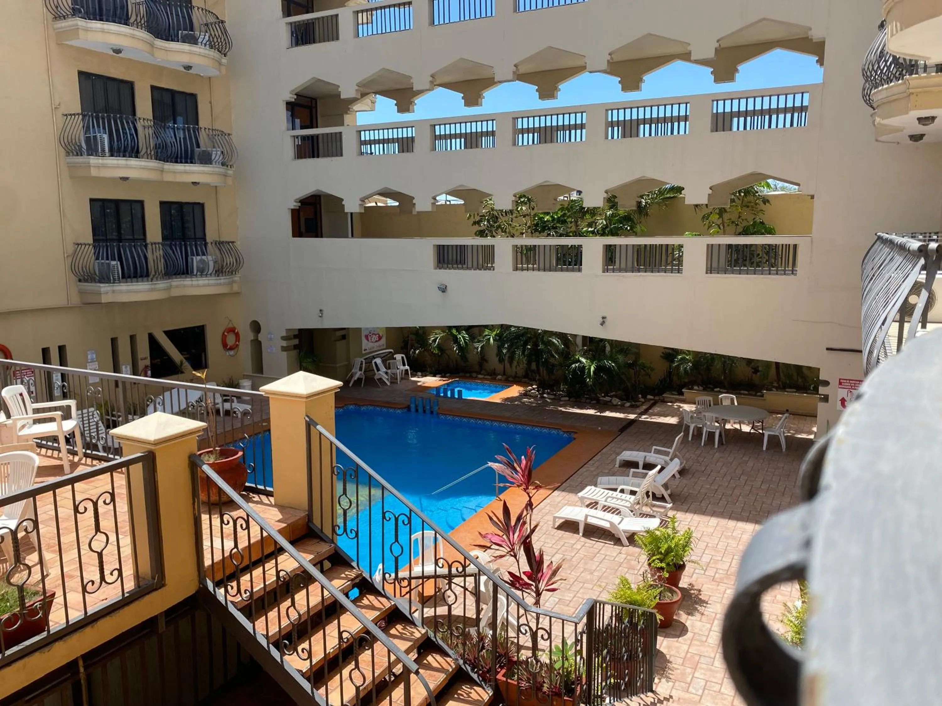 Swimming pool in Grand Royal Tampico