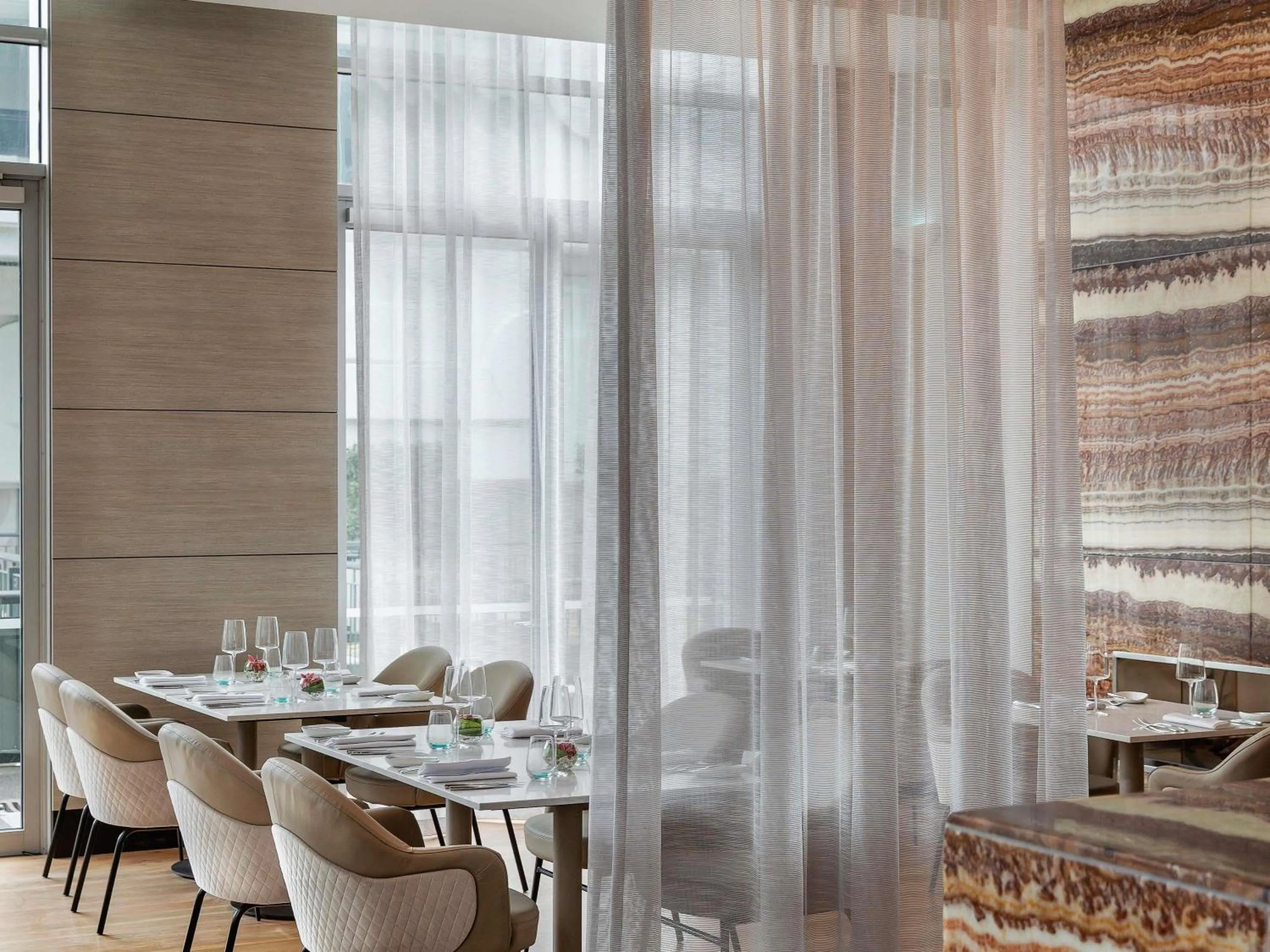 Restaurant/places to eat in Sofitel Auckland Viaduct Harbour