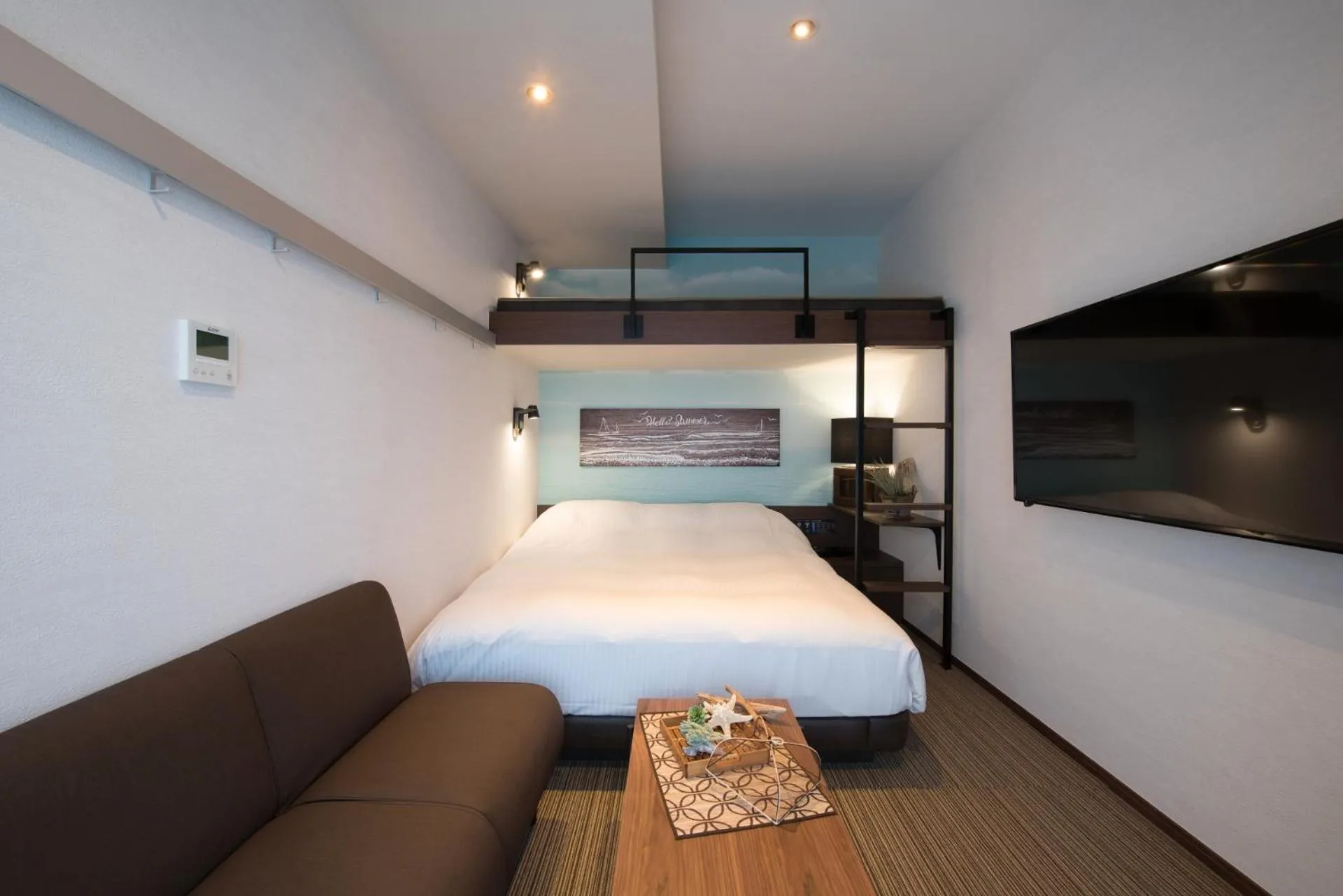 Photo of the whole room, Bed in Enoca Hotel