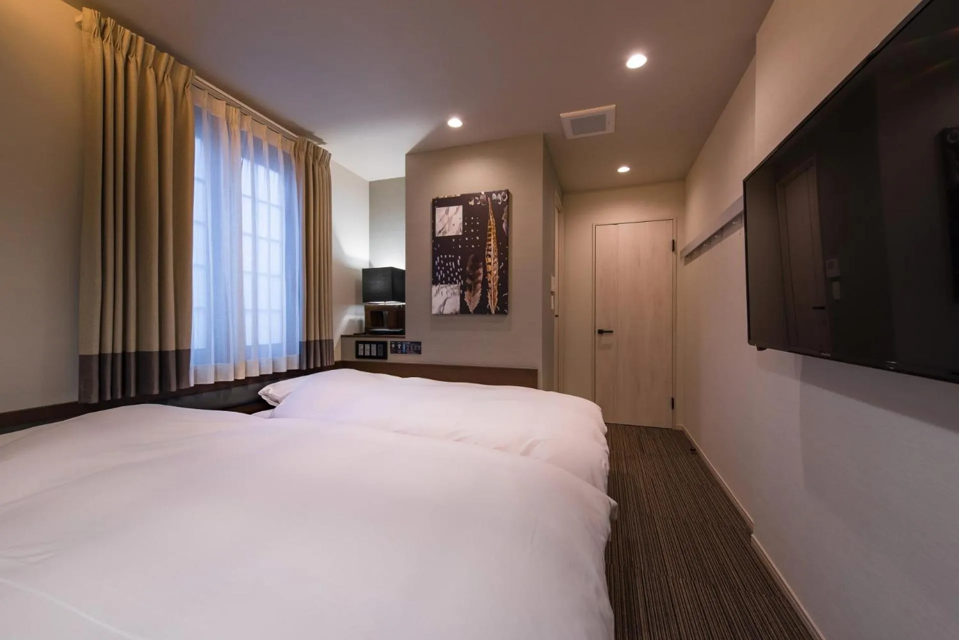 Photo of the whole room, Bed in Enoca Hotel